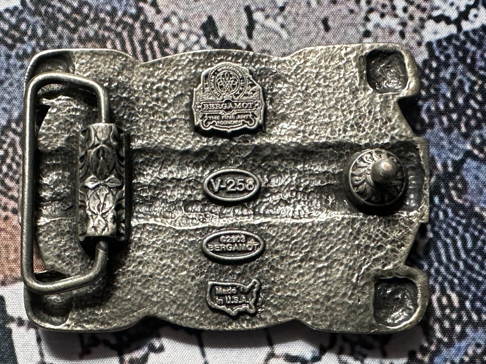 Bergamot Celtic Cross Knot V-258 & Southern Thread Metal Belt Buckles Free Ship