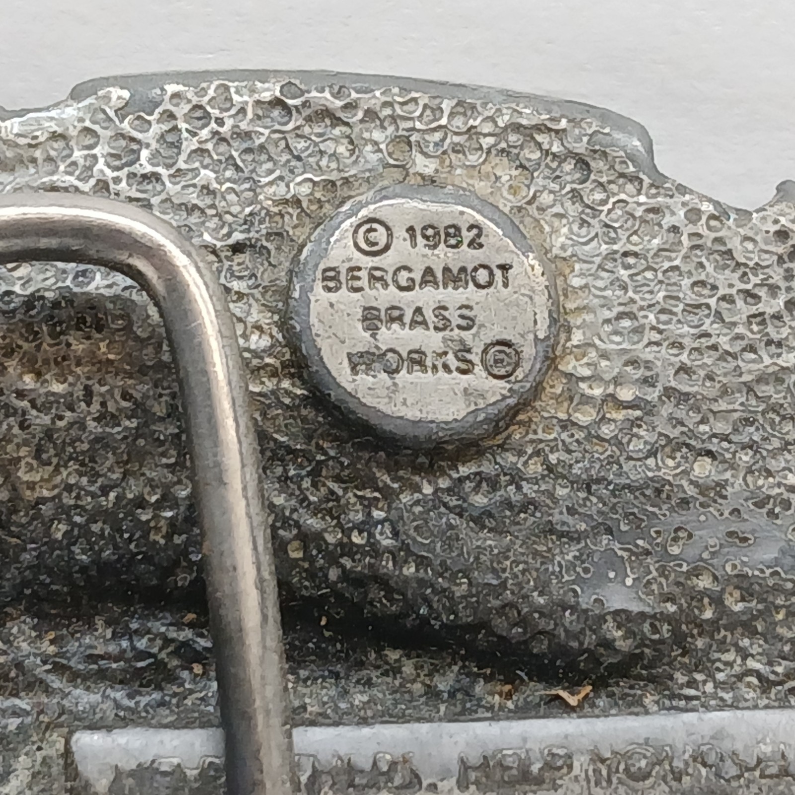 1982 BERGAMOT U.S. COAST GUARD BELT BUCKLE M-132 COAST GUARD HELICOPTER CUTTER