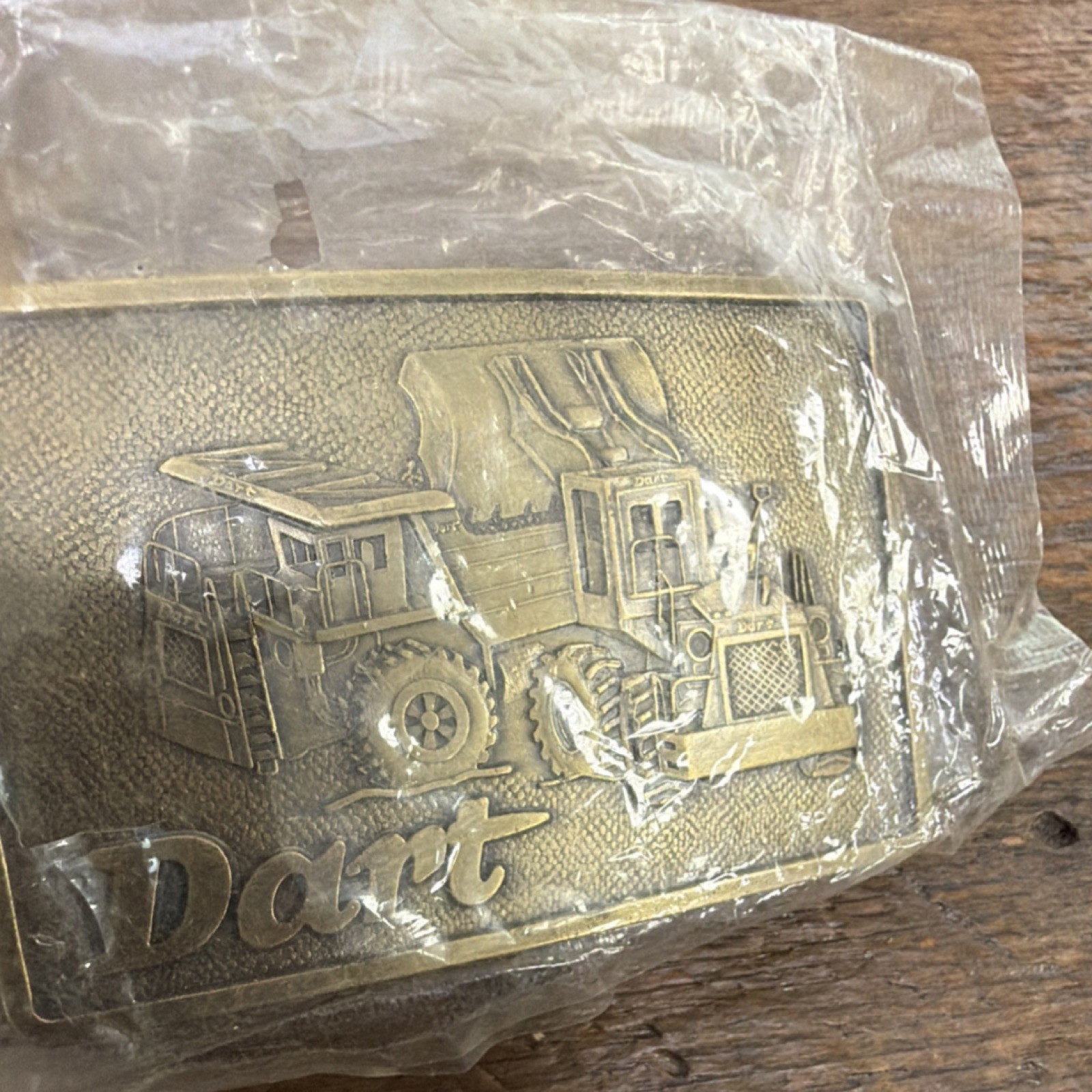 Dart Bronze Antique Finish Men&rsquo;s Truck Industrial Vintage Belt Buckle