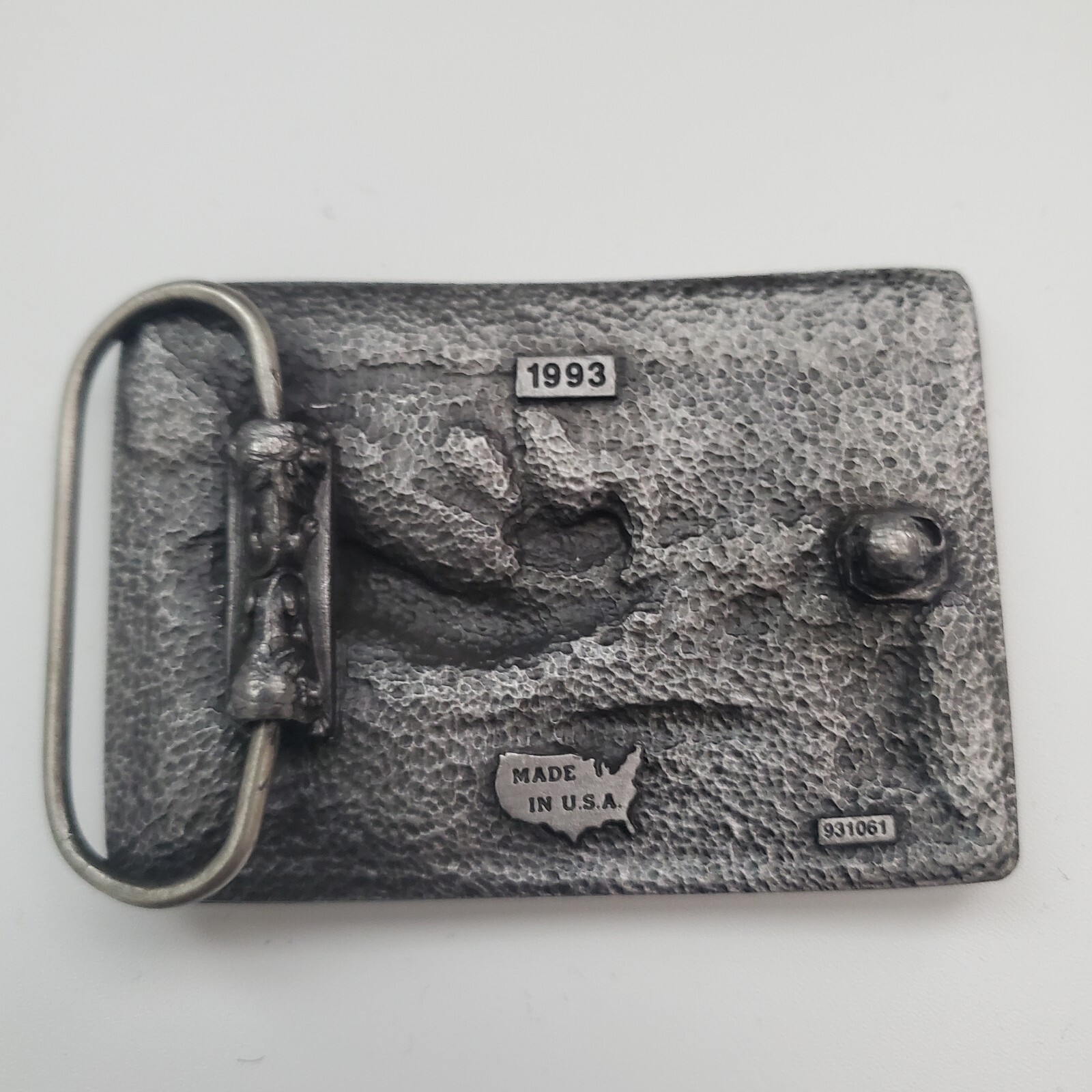 Vintage 1993 Metal Belt Buckle Grove Worldwide Nature / Wildlife USA Made