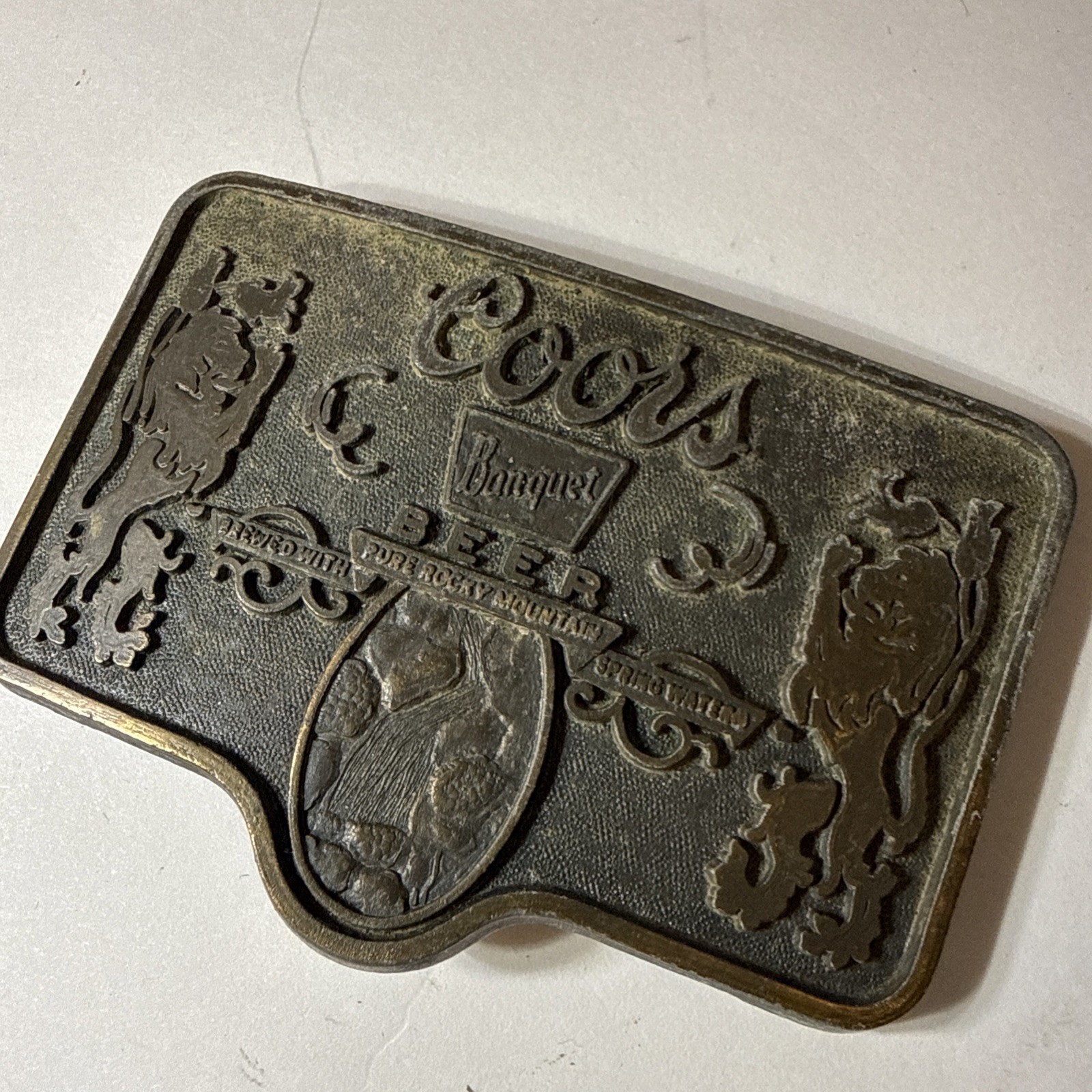 Vintage Coors Banquet Beer Belt Buckle Bottle Opener Made In USA 3.5” X 2.5”