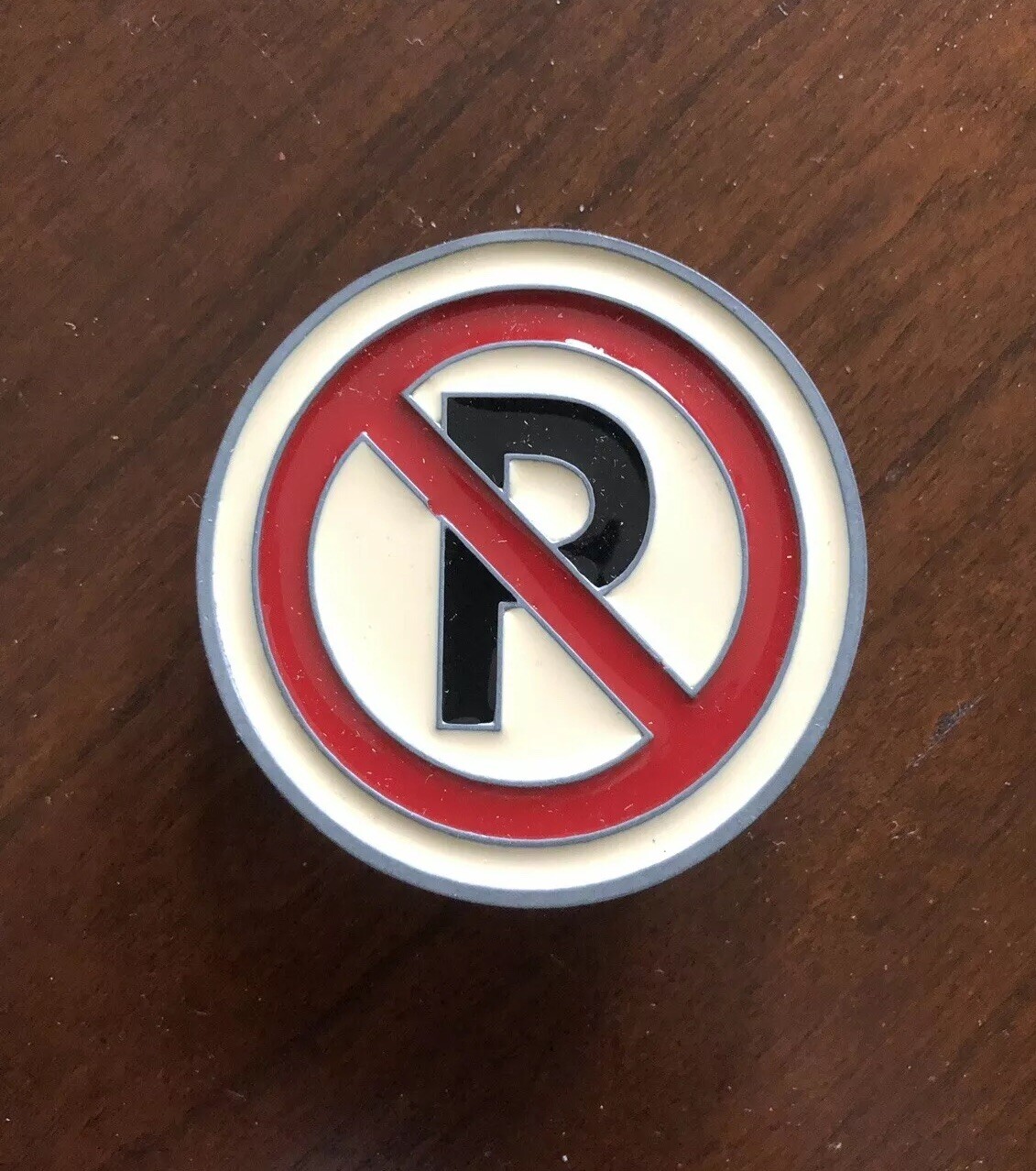 No Parking Funny Bar Joke Road Street Sign Round Metal Unisex Men’s Belt Buckle