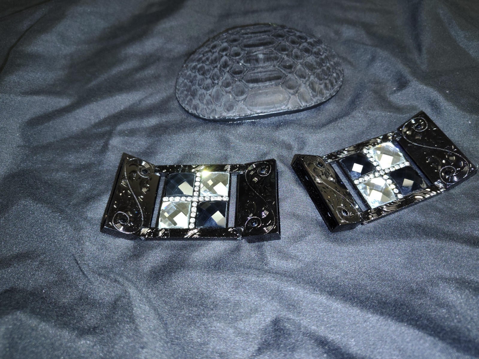 Genuine Python buckle matte black