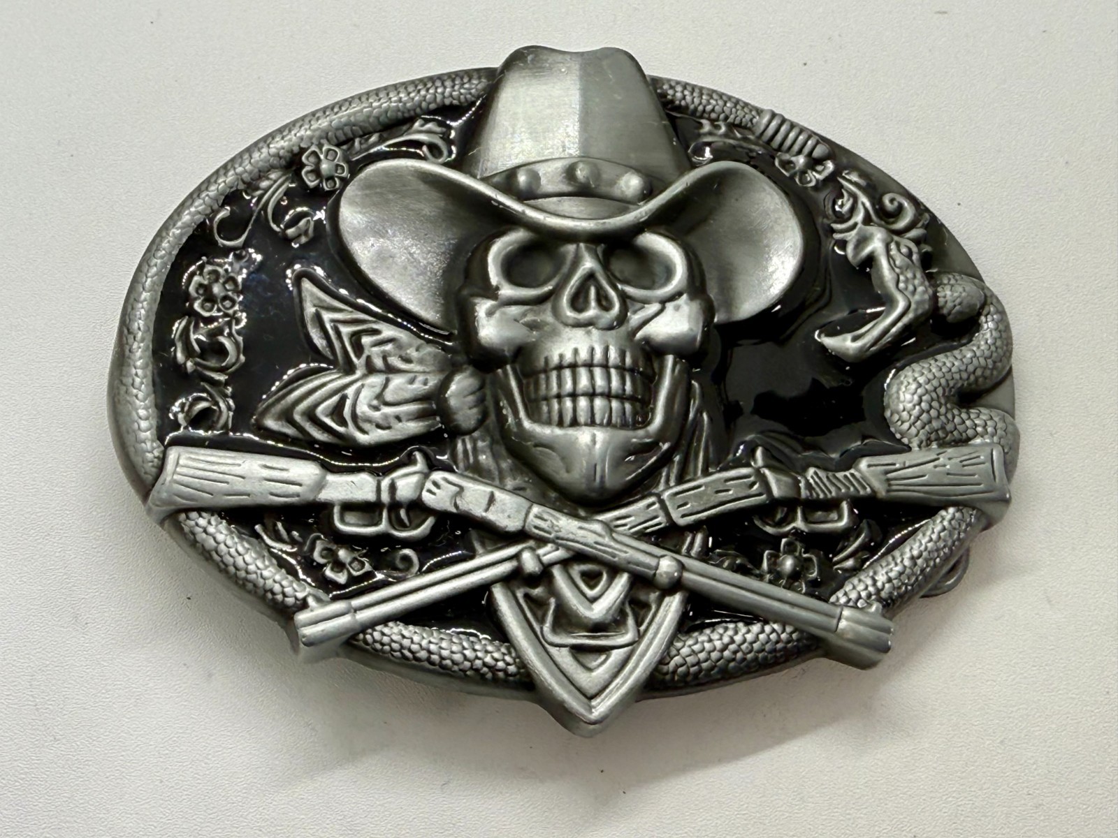 Cowboy Skull Bandana with Crossed Rifles Snakes Silver Color Western Belt Buckle