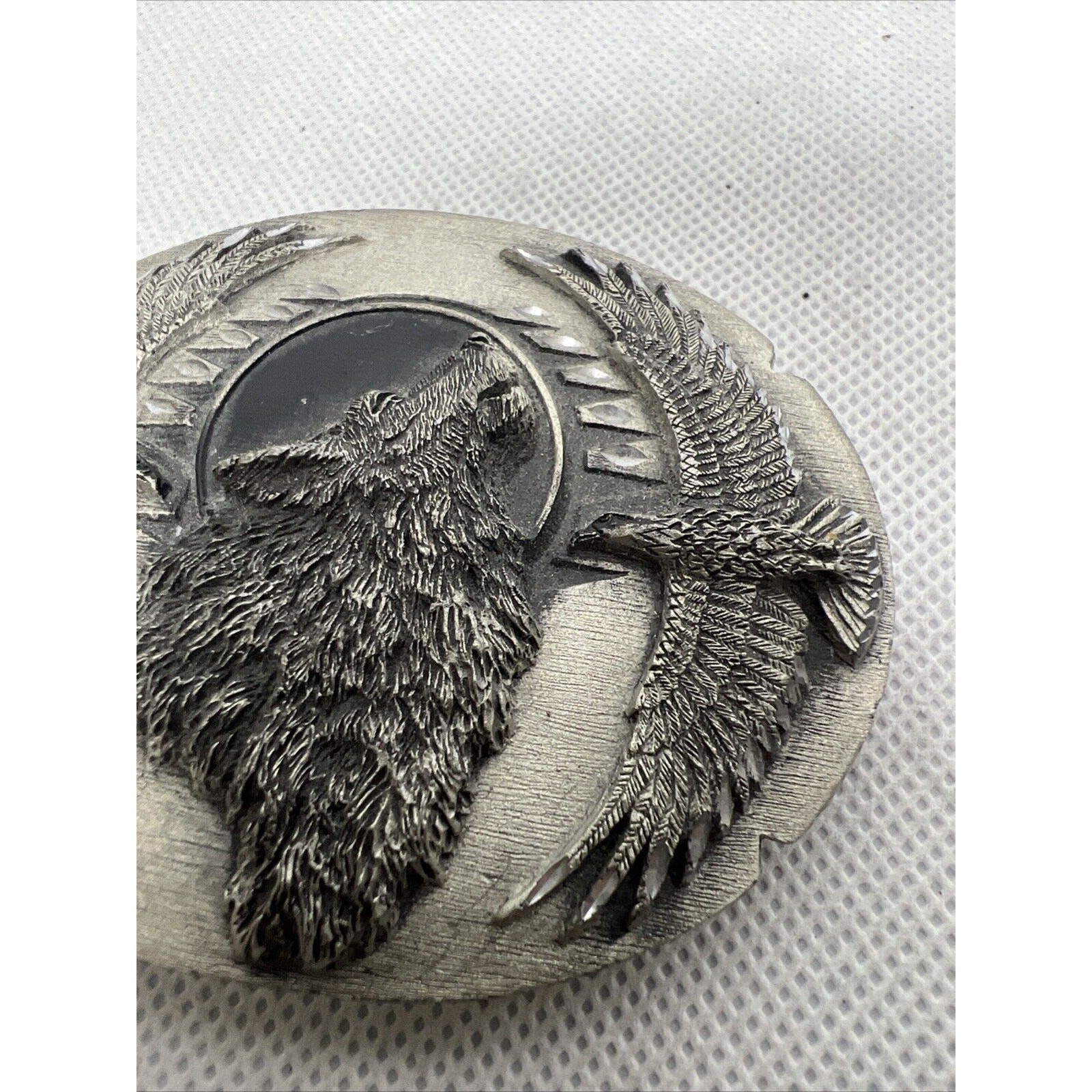 Siskiyou Buckle Co. Pewter Belt Buckle 1995 Wolf Eagle Native