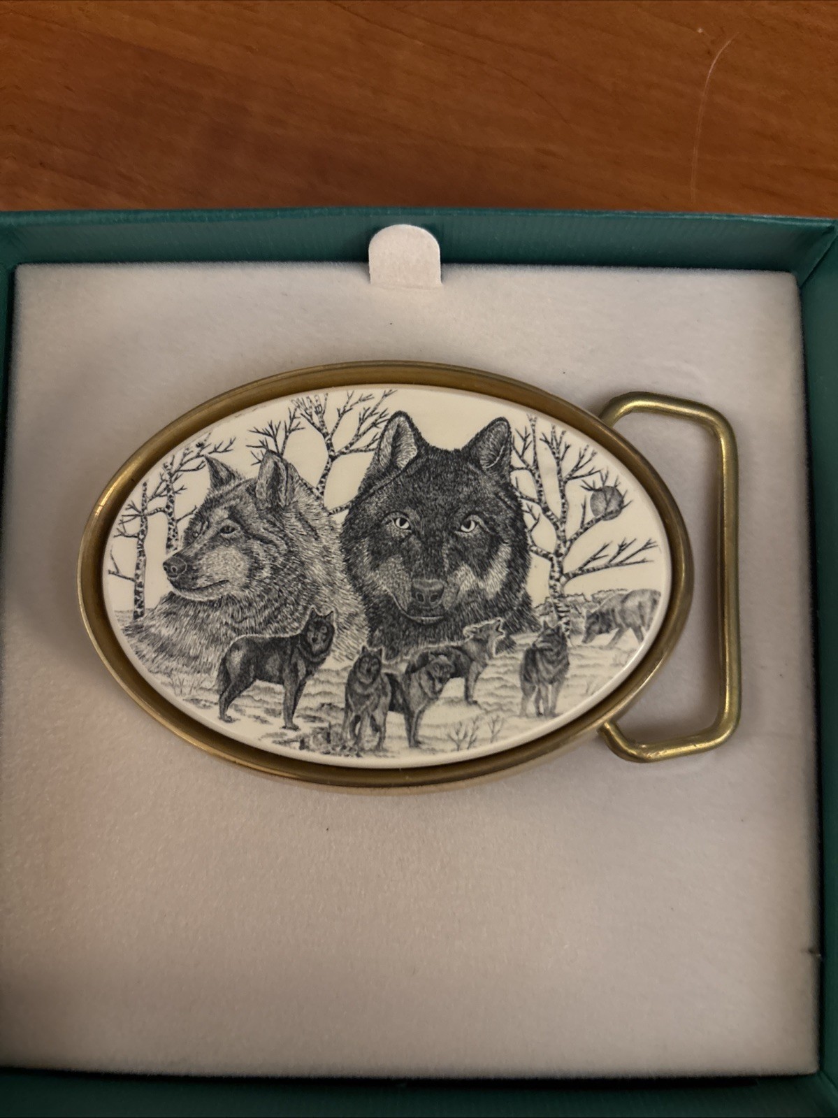 Vintage Barlow Brass & Faux Scrim Shaw Etched Wolf Belt Buckle