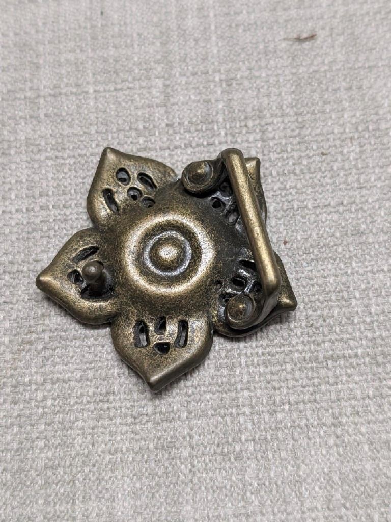 vintage FLORAL belt buckle BRASS engraved RHINESTONE studded WESTERN star