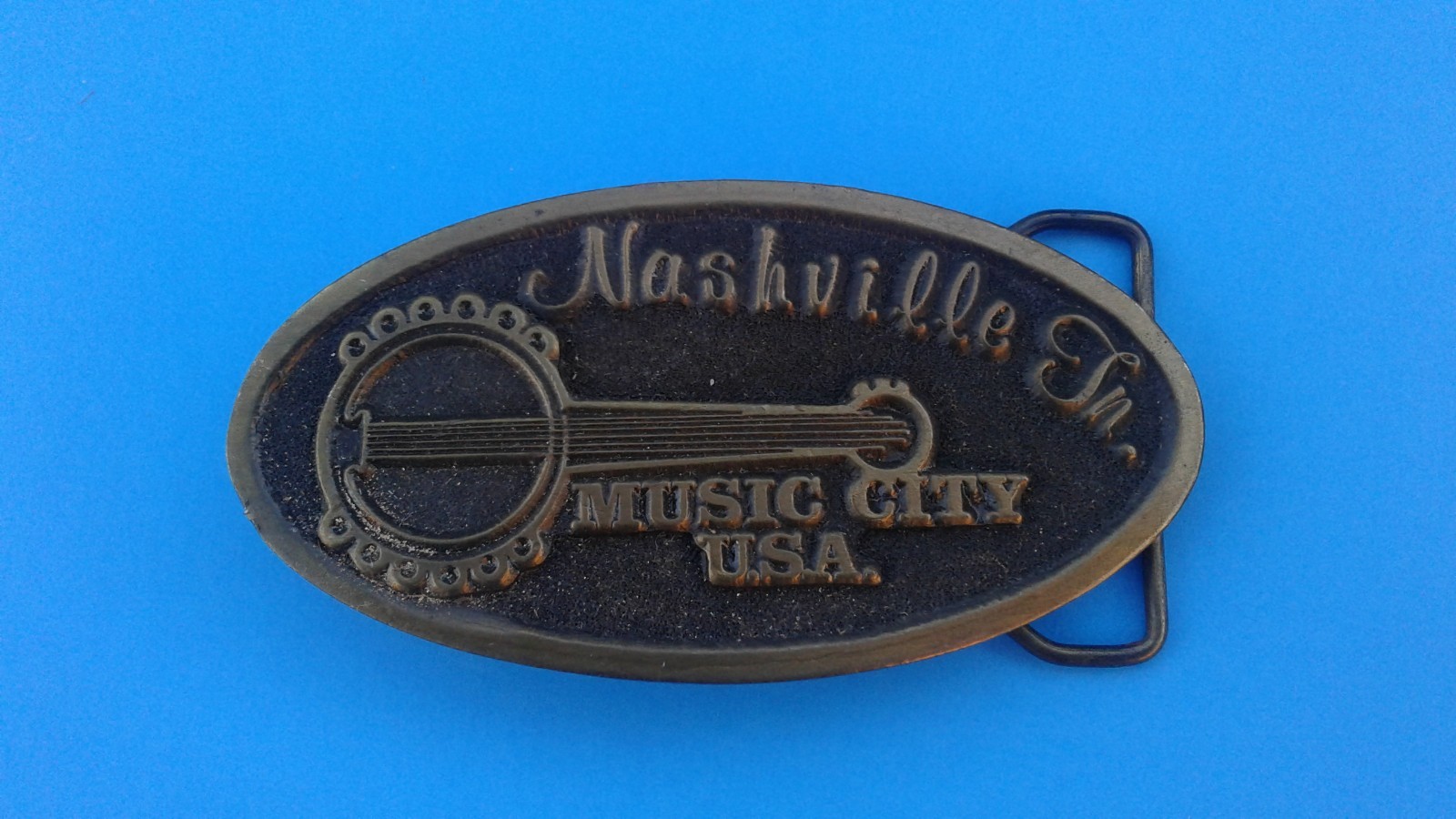 1976 A.J. DEZY DENVER -Nashville Music City U.S.A.- Brass Belt Buckle Limited