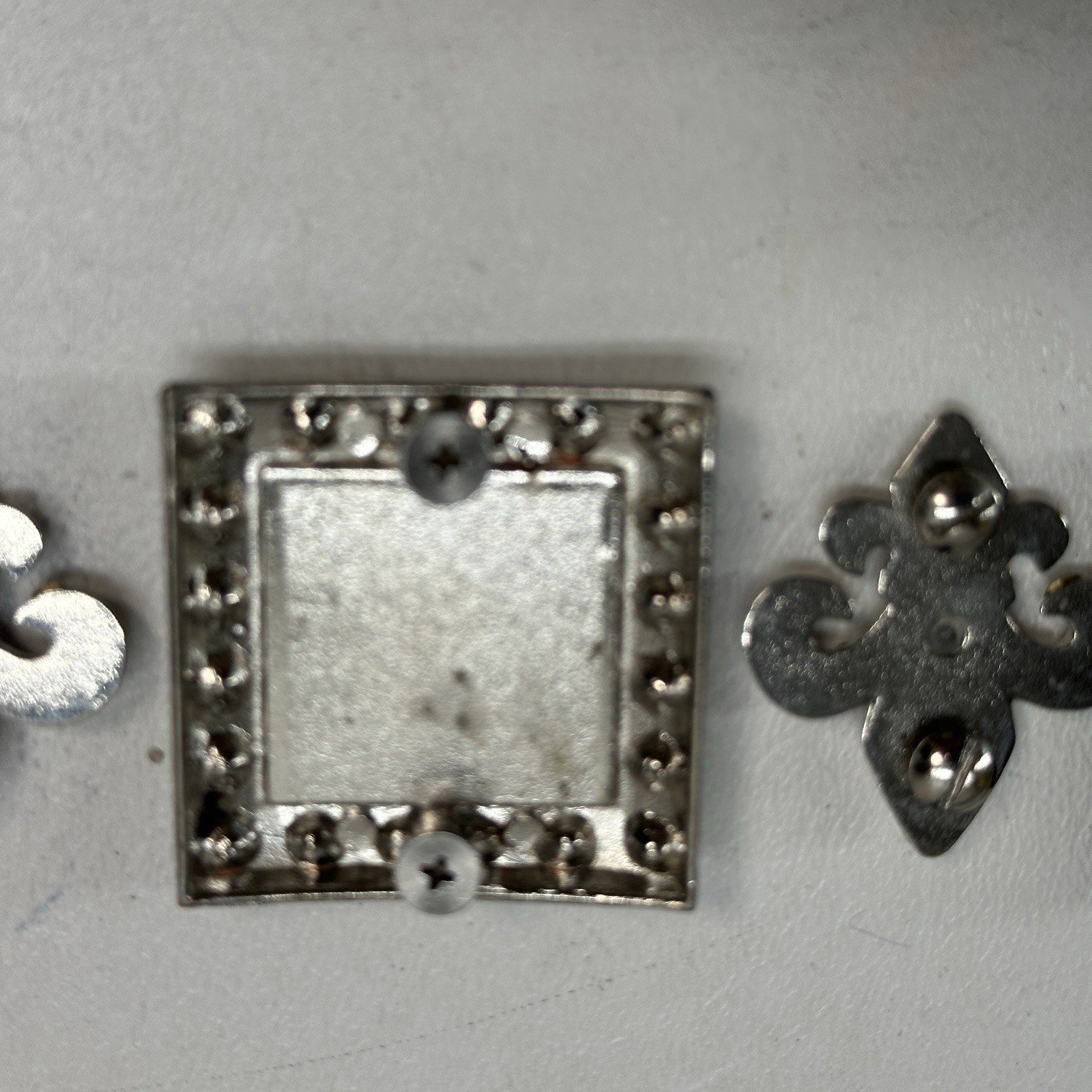 Laly Design Buckle 6 Pc Set Silver Tone Metal Rhinostone Fleur de Lis Tip
