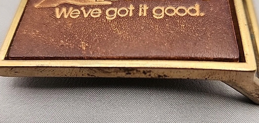 El Cid Kmart Buckle « We&rsquo;ve Got It Good  » Leather & Brass Vtg 2 1/2 X 1 1/2