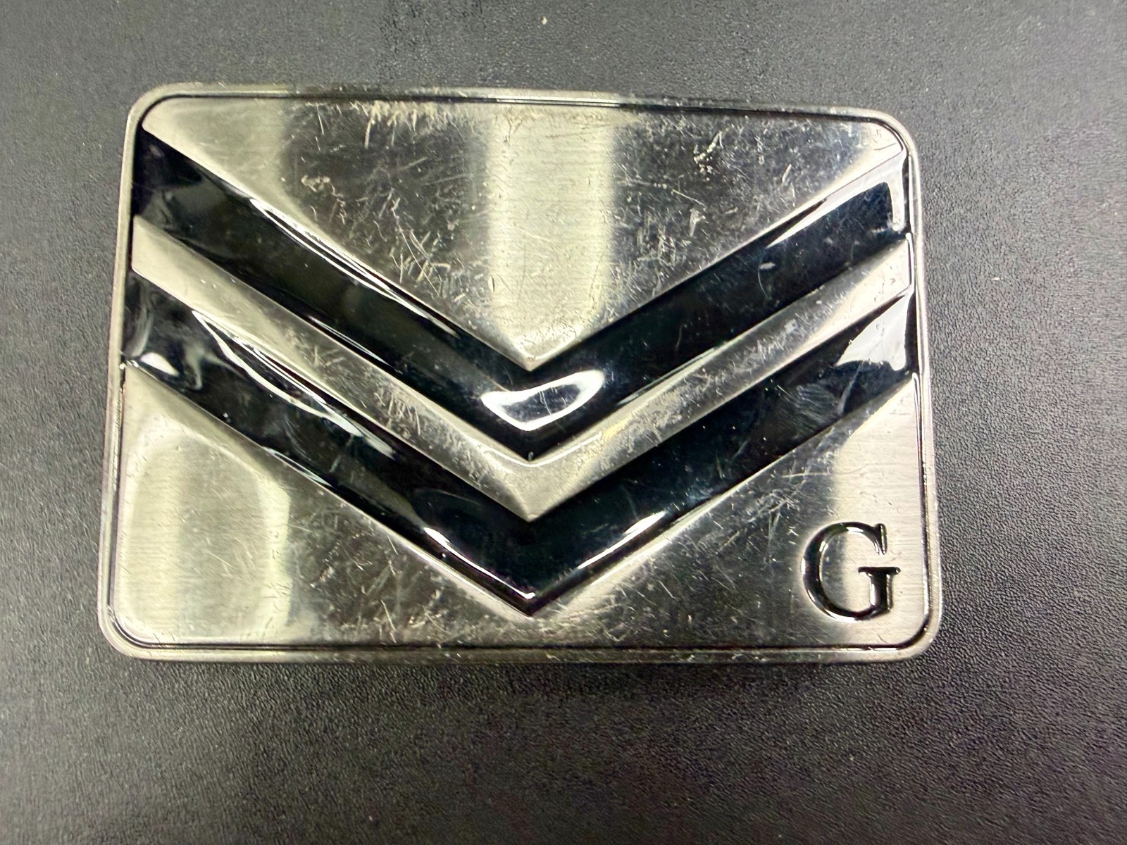 Two Stacked Chevron Shapes? Black Enamel Stripes G Letter Belt Buckle