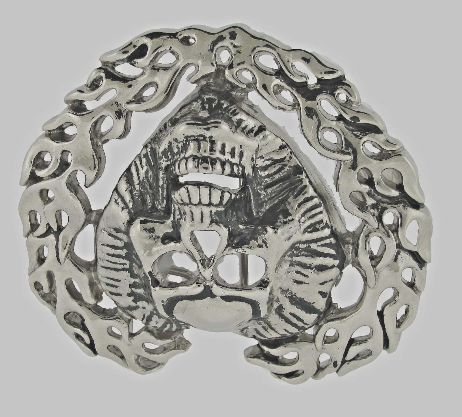 Skull Belt Buckles Silver Metal Heart Shaped Emblem Vintage Pirate Men Women
