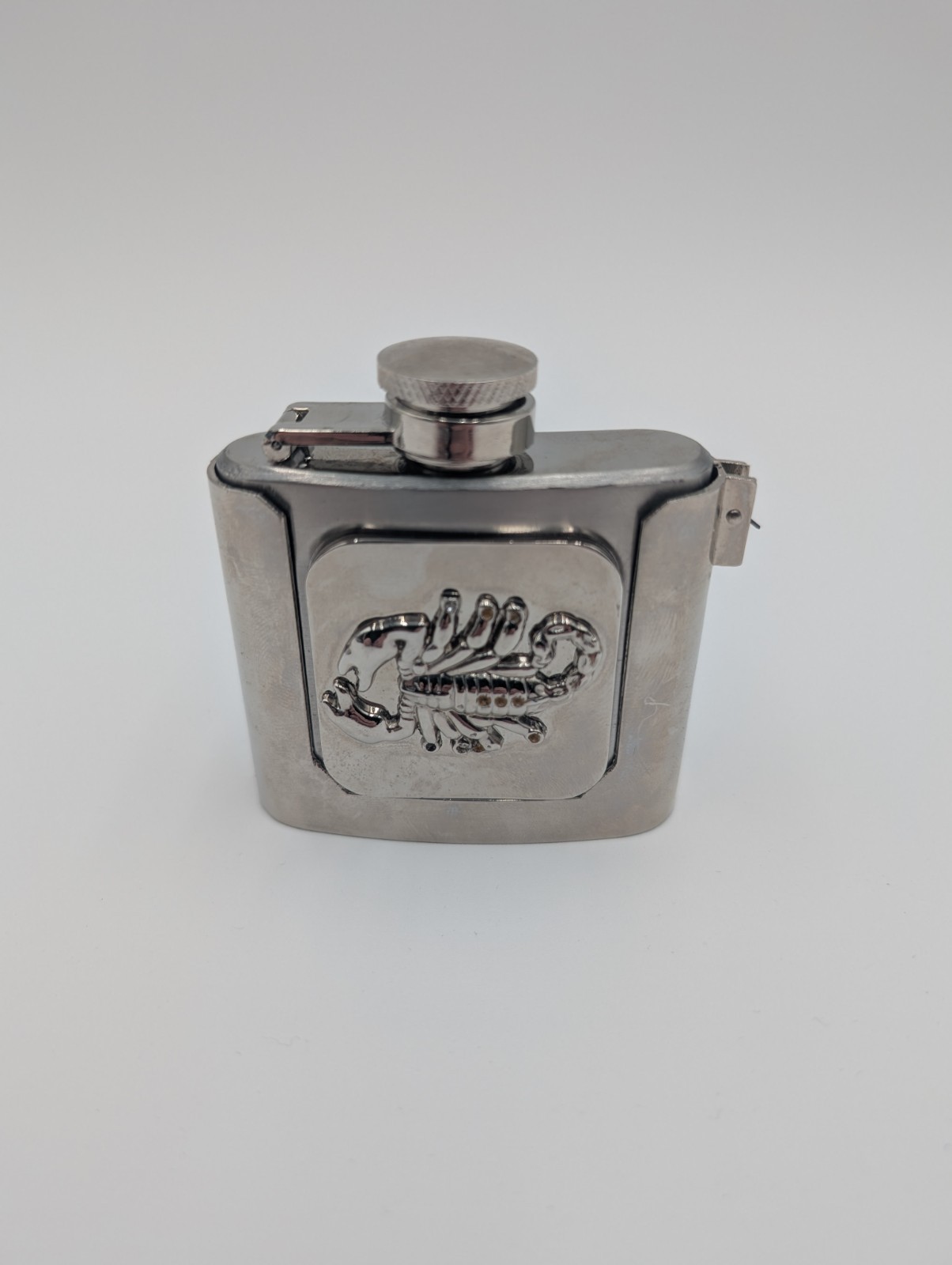 2 oz. Flask Scorpion Metal Removable Belt Buckle Alcohol Drink