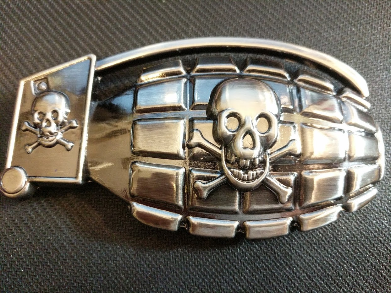 ♈ SKULL GRENADE Pirate ♈ Gun Metal Color large 4.6&Prime;x 2.5&Prime; Skeleton Belt Buckle