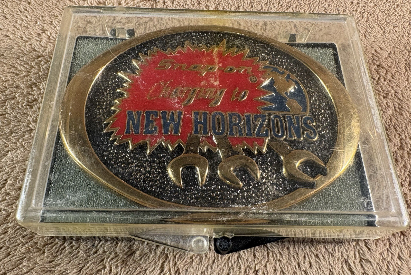 Belt buckle 3.5&Prime; Snap on Tools charging to New Horizons brass by BTS