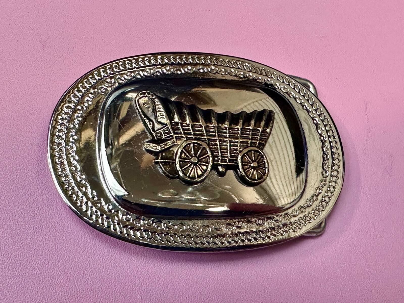 Vintage Covered Wagon On Reflective Oval Two Tone Western Belt Buckle