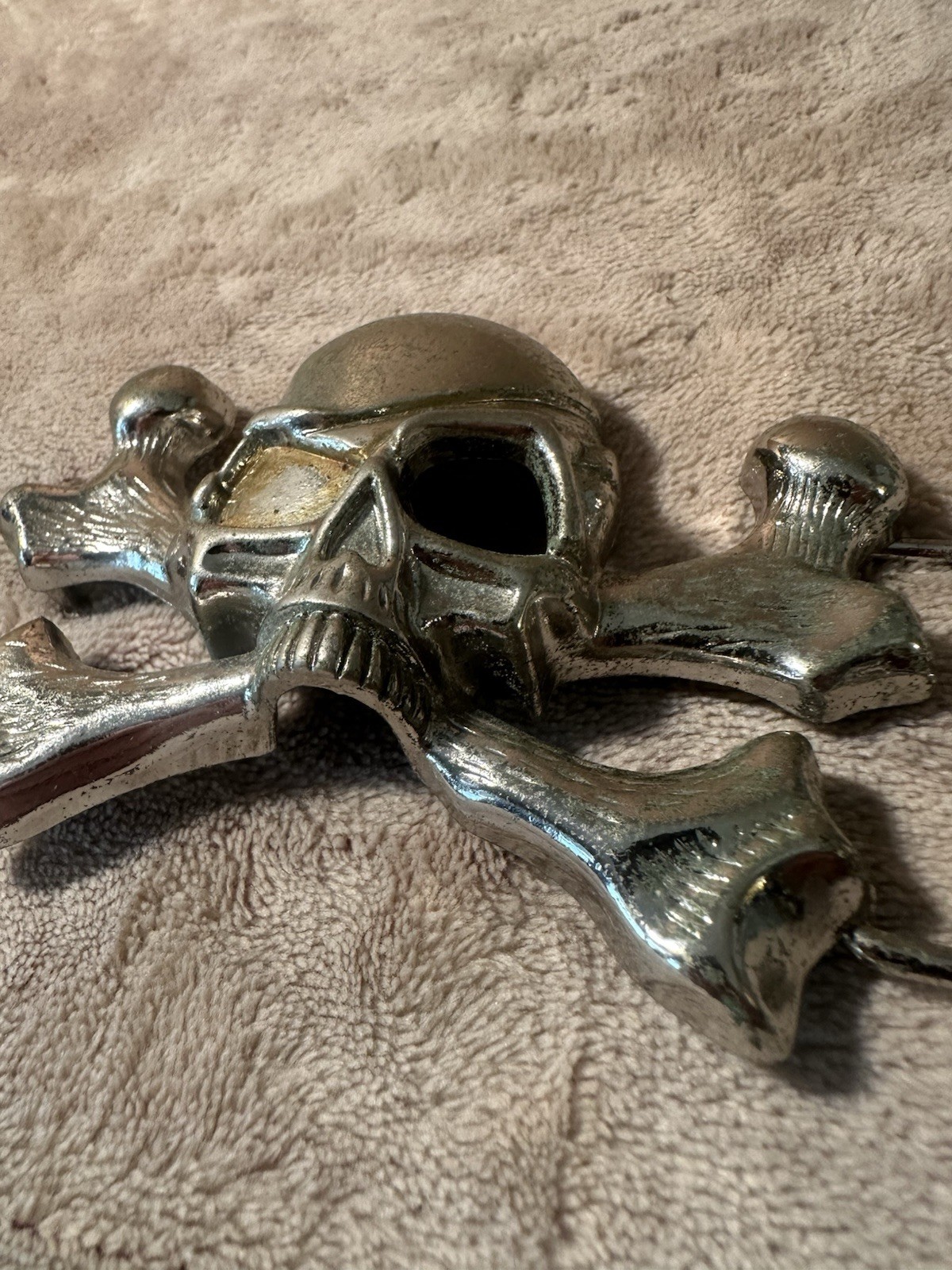 Men&rsquo;s Skull & Crossbones Western Metal Belt Buckle, Silver Tone, 1.5 in