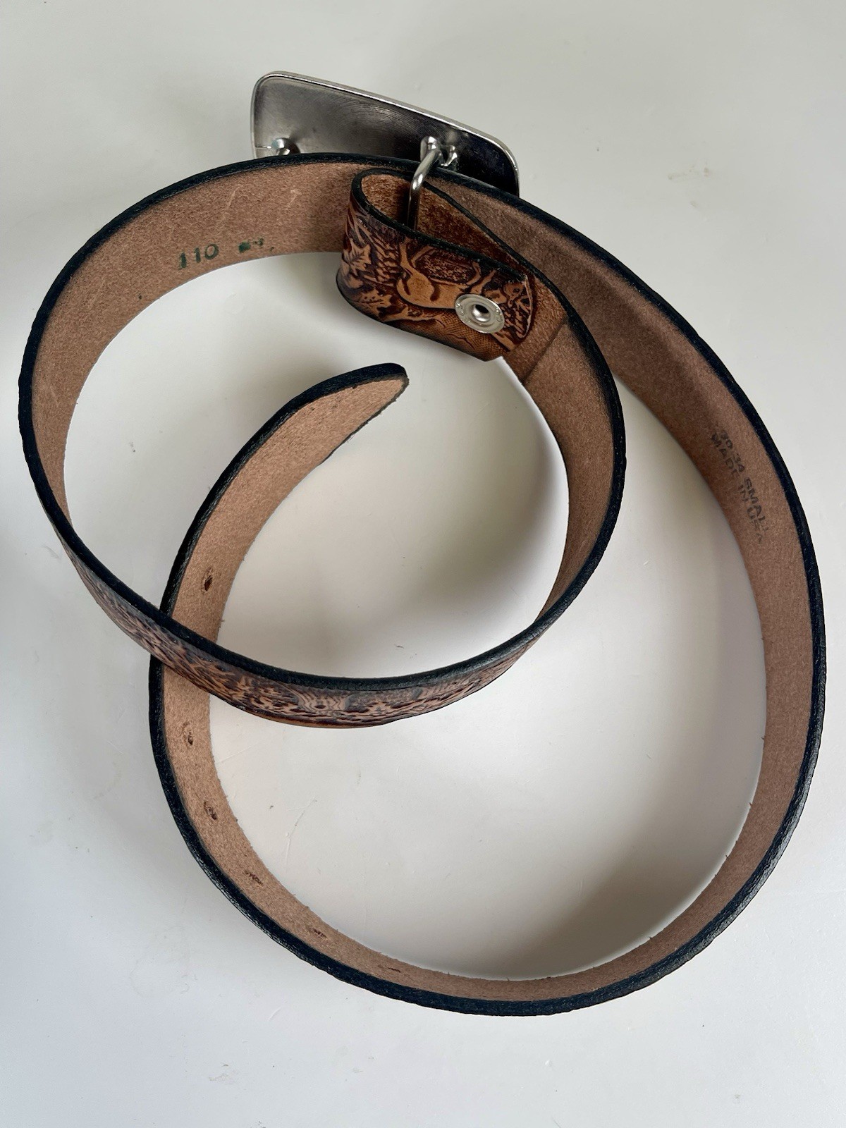 Vtg Tooled Leather Western Belt & Brown Stone BUCKLE 30/34 Small Deer Woods USA