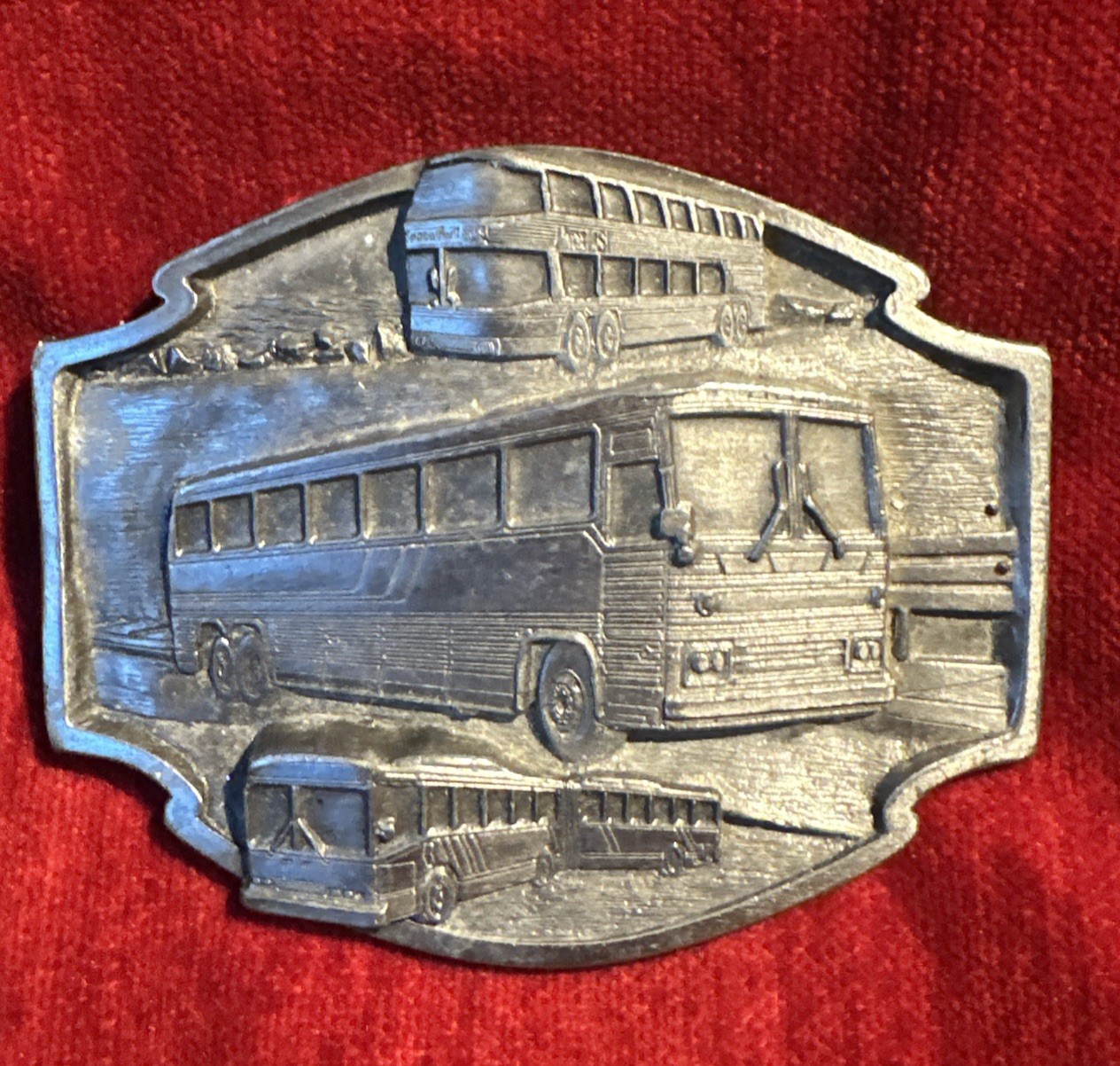 Vintage GREYHOUND belt buckle BUS heavy pewter WESTERN cowboy driver USA 1989