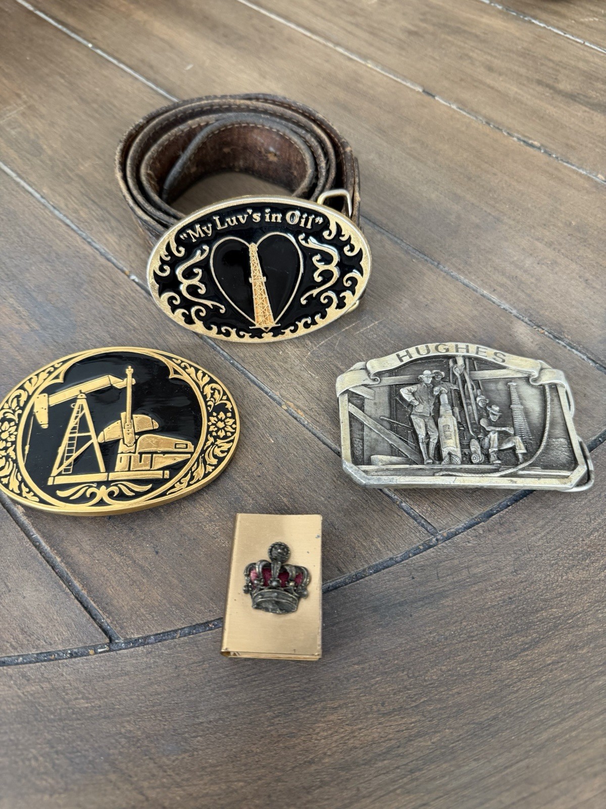 Lot of Metal Oilfield Belt Buckles + vintage Gold Tone Match Holder N Matchbox