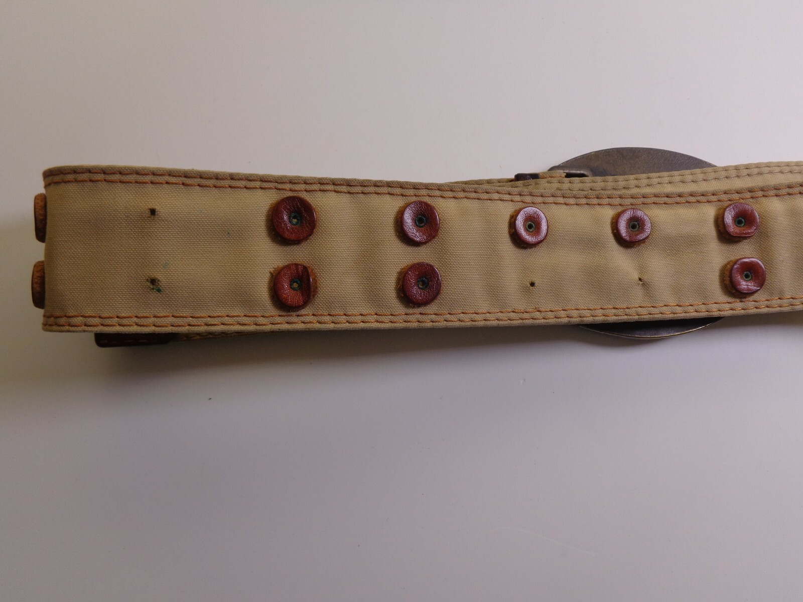 VTG RARE HUGO BOSS LEATHER NATIVE AMERICAN INDIAN CHIEF HEAD BELT BUCKLE 42,9&Prime;