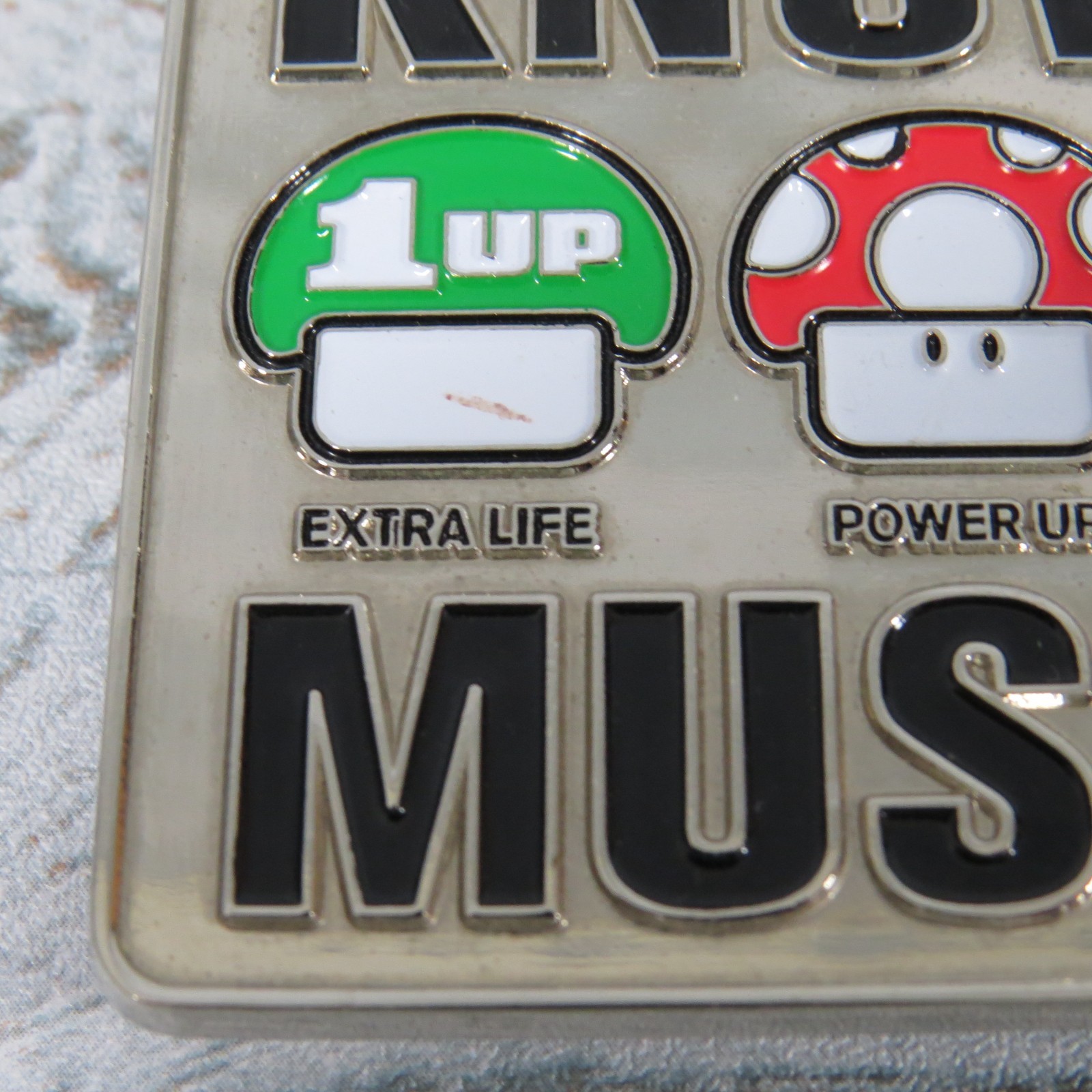 2004 Nintendo Know Your Mushrooms Super Mario Belt Buckle