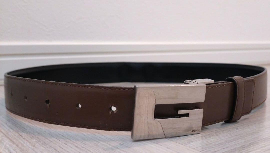 GUCCI buckle belt G Logo Silver hardware Made in Italy Leather Black Brown Men&rsquo;s