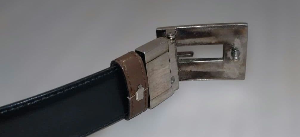 GUCCI buckle belt G Logo Silver hardware Made in Italy Leather Black Brown Men&rsquo;s