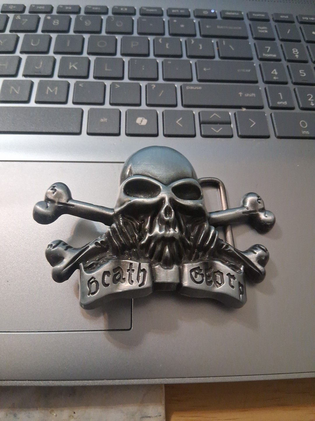 Skull & Crossbones Belt Buckle Silver Tone Gothic Biker Punk Unmarked