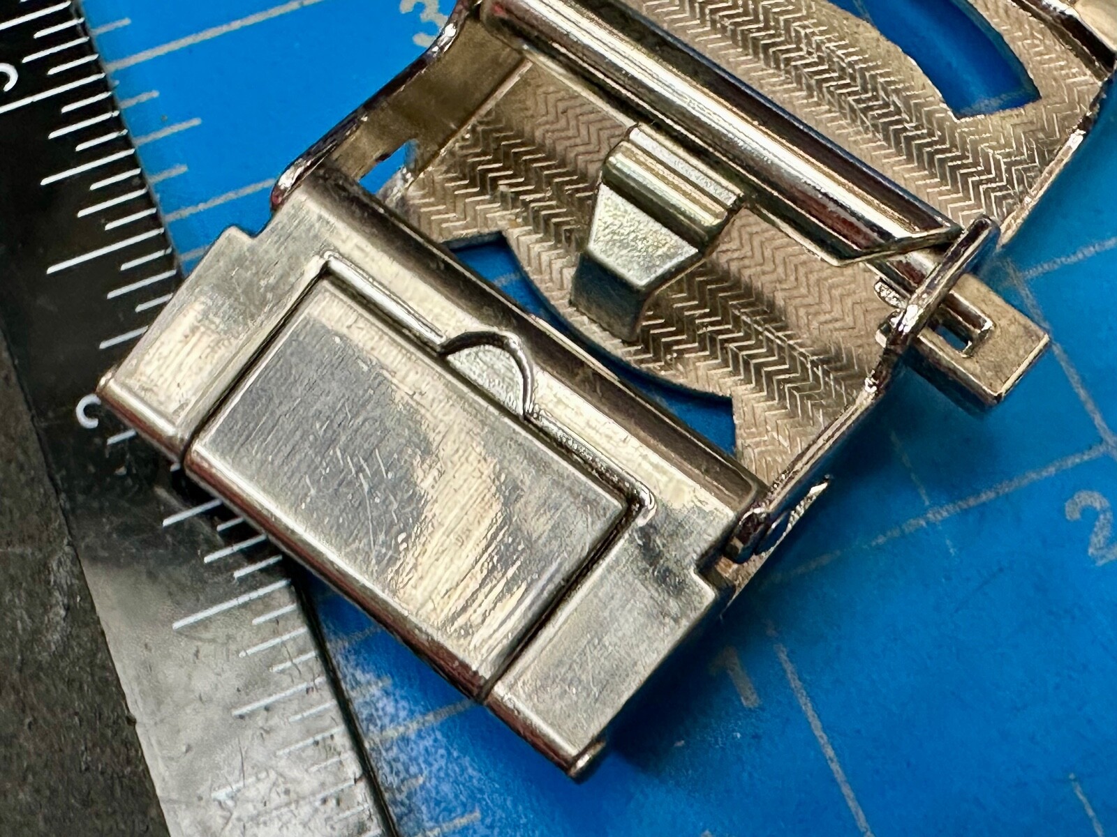 See Through Replacement Ratchet Style Vintage Belt Buckle