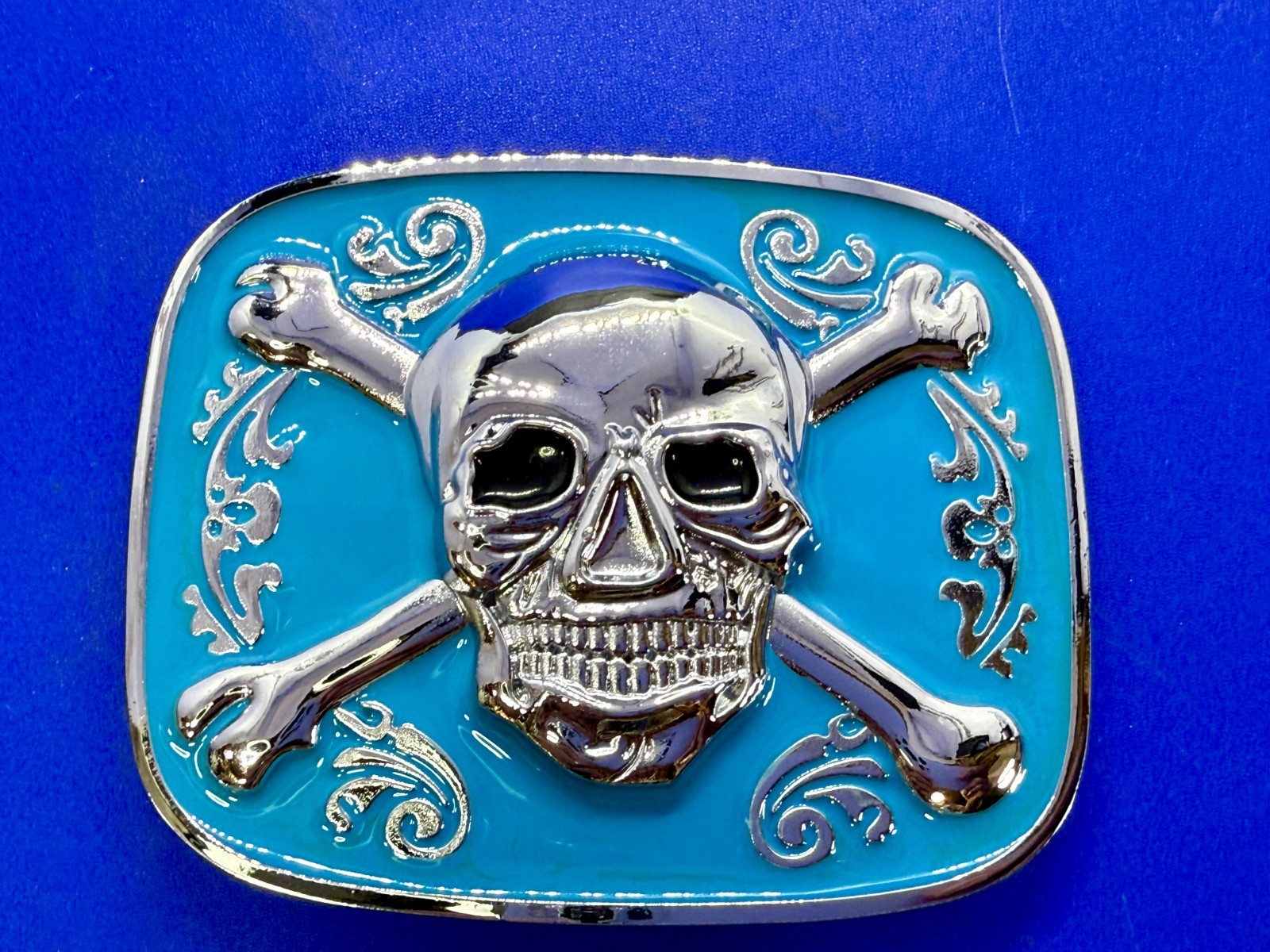 Jolly Roger Pirate Skull Head & Crossbones Blue Enamel Colored New Belt Buckle