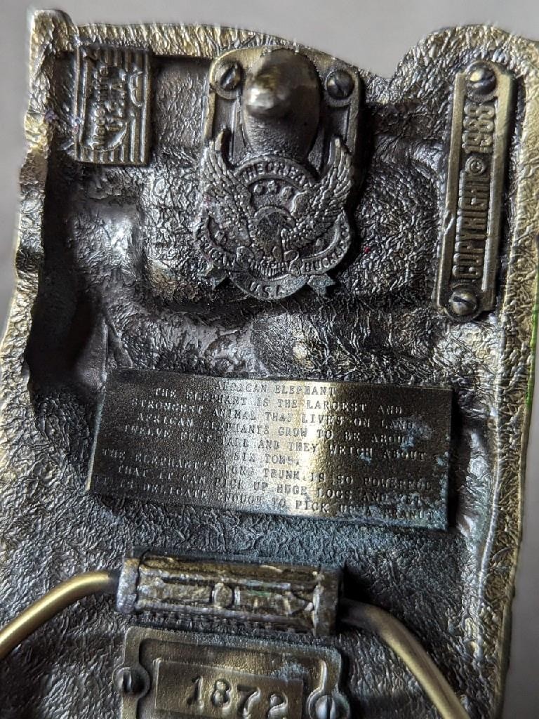 vintage USA made ELEPHANT belt buckle 1980s enamal BRASS animal AFRICAN cowboy