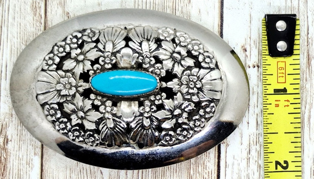 Silvertone Metal Western Style Belt Buckle Faux Turquoise Fits 1 1/2&Prime; Belts
