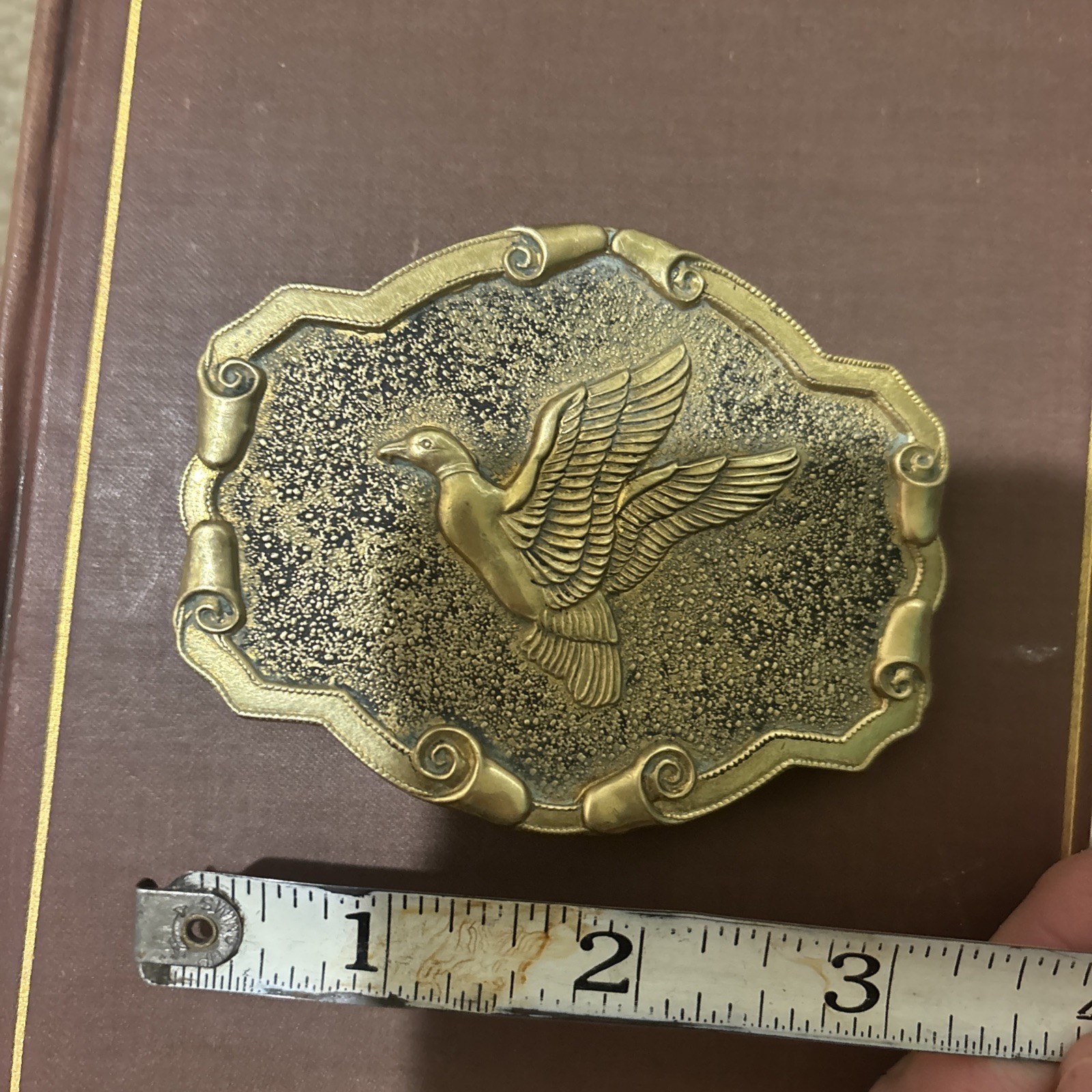 PHEASANT IN FLIGHT FLYING BIRD WILDLIFE HUNTING BRASS TONED BELT BUCKLE