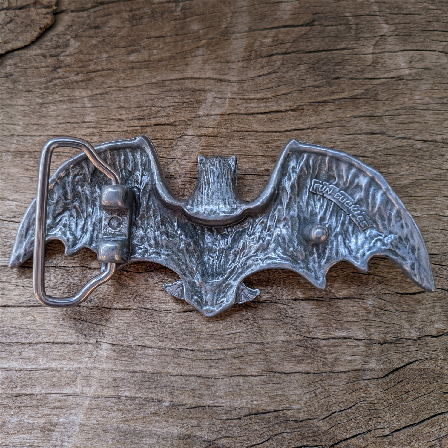 3D Bat Belt Buckle – Western Cowboys Belt Buckle – Mens Womens Belt Buckle