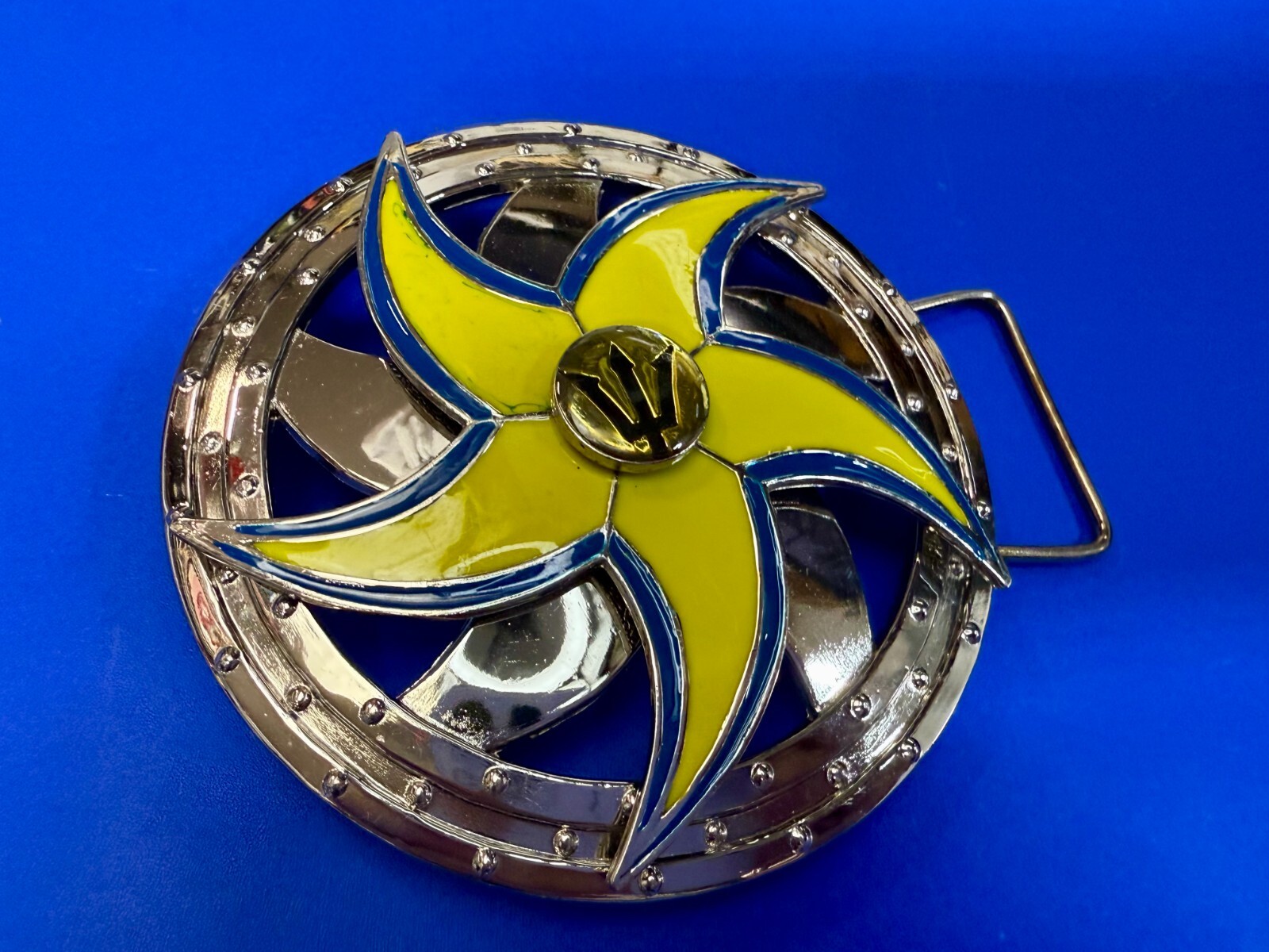 Spinning Arrow Yellow Star Circle Neptune Symbol Round Spinner Large Belt Buckle