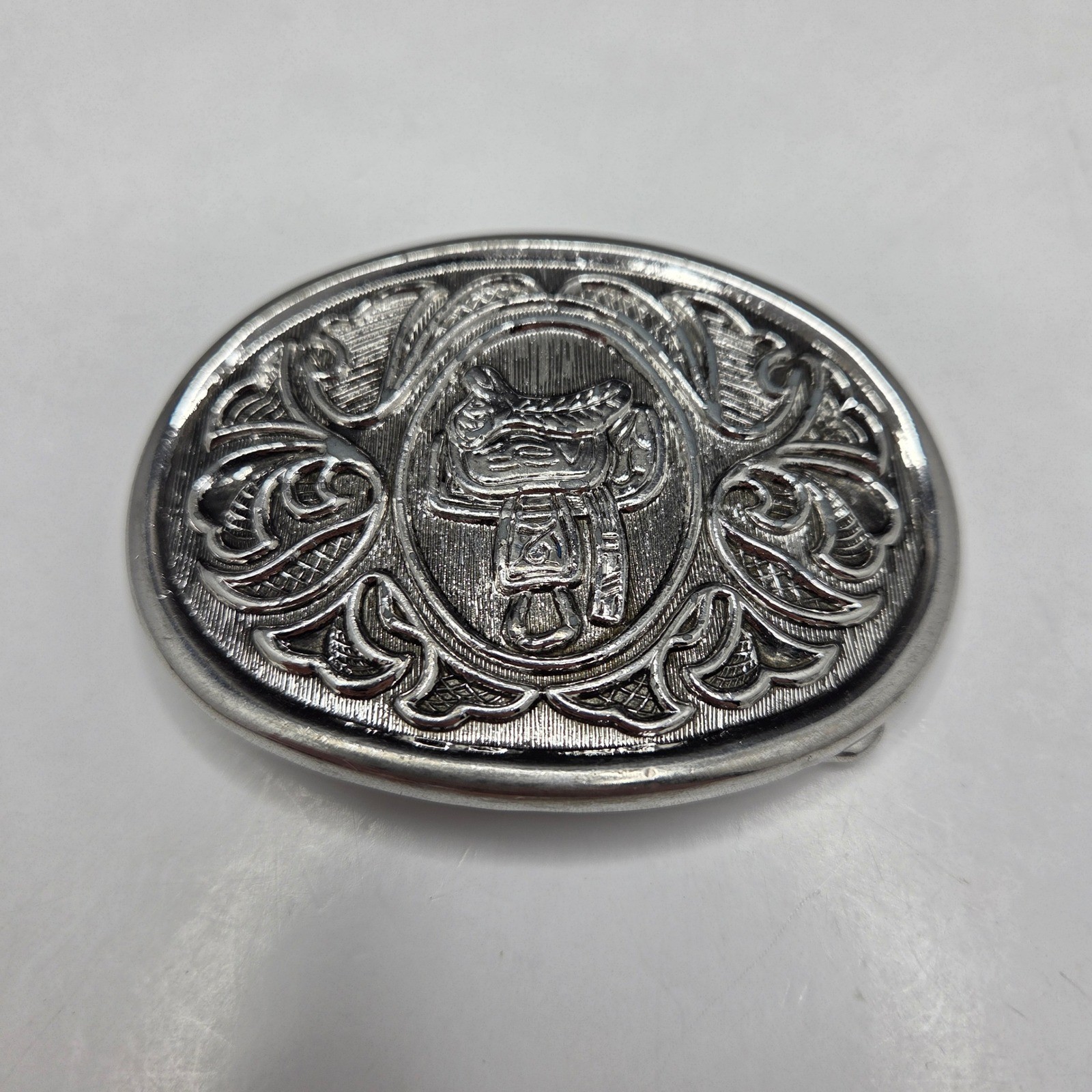 Avon Belt Buckle Vintage Western Horse Saddle Silver Tone Oval Scrollwork G7/67