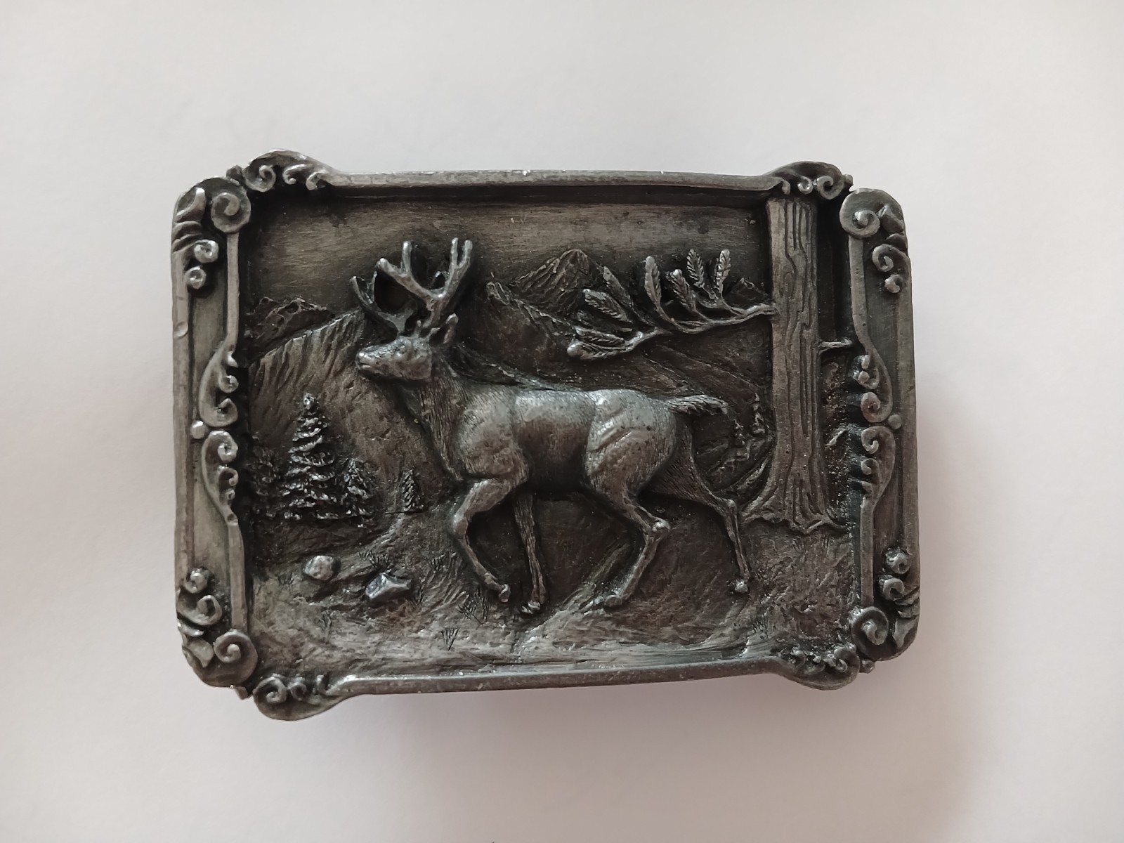 Siskiyou Pewter Deer Belt Buckle USA Wildlife Hunting Rustic