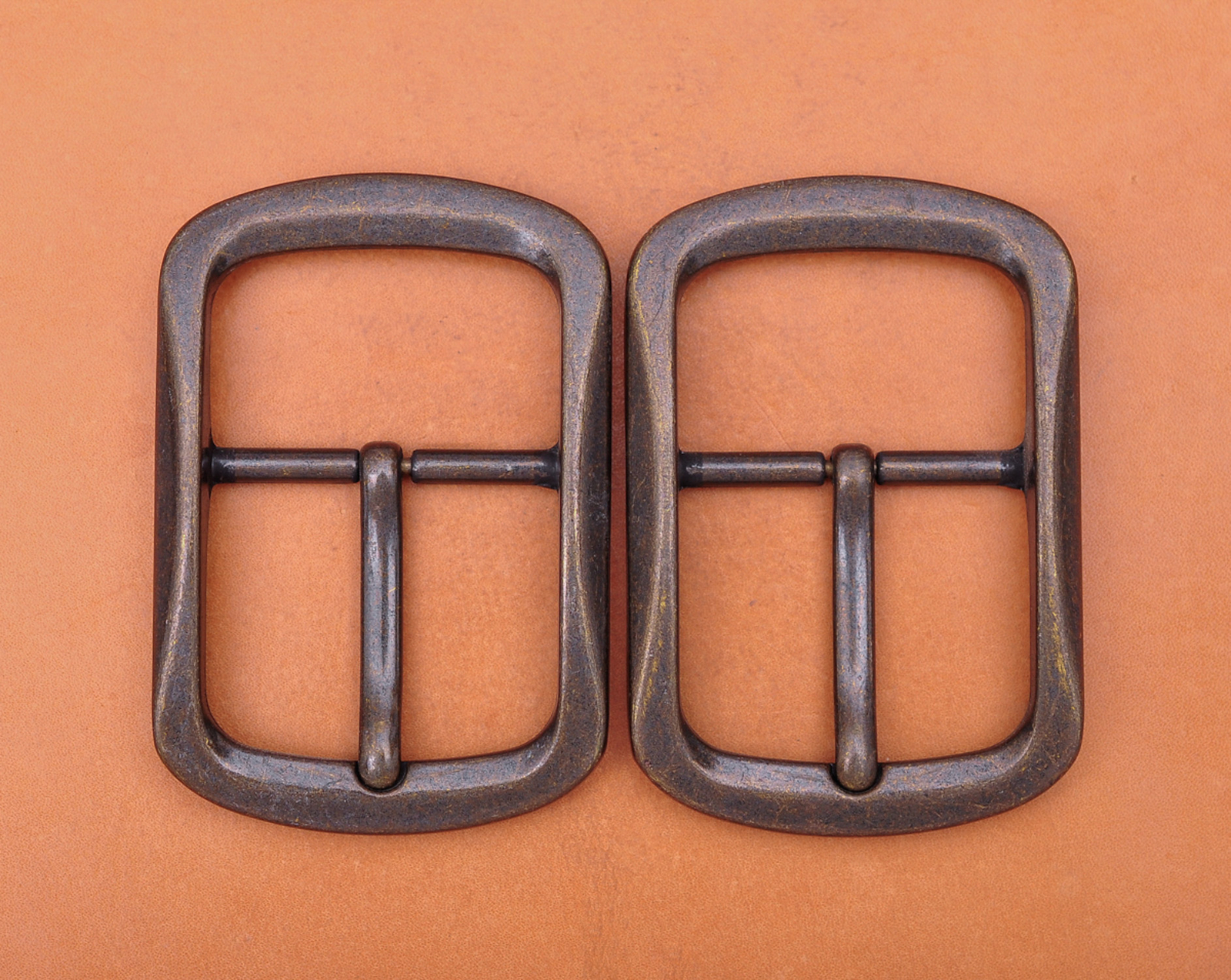Heavy Duty Solid Antique Copper Two-Tone Center Bar Pin Belt Buckle Inner 40mm