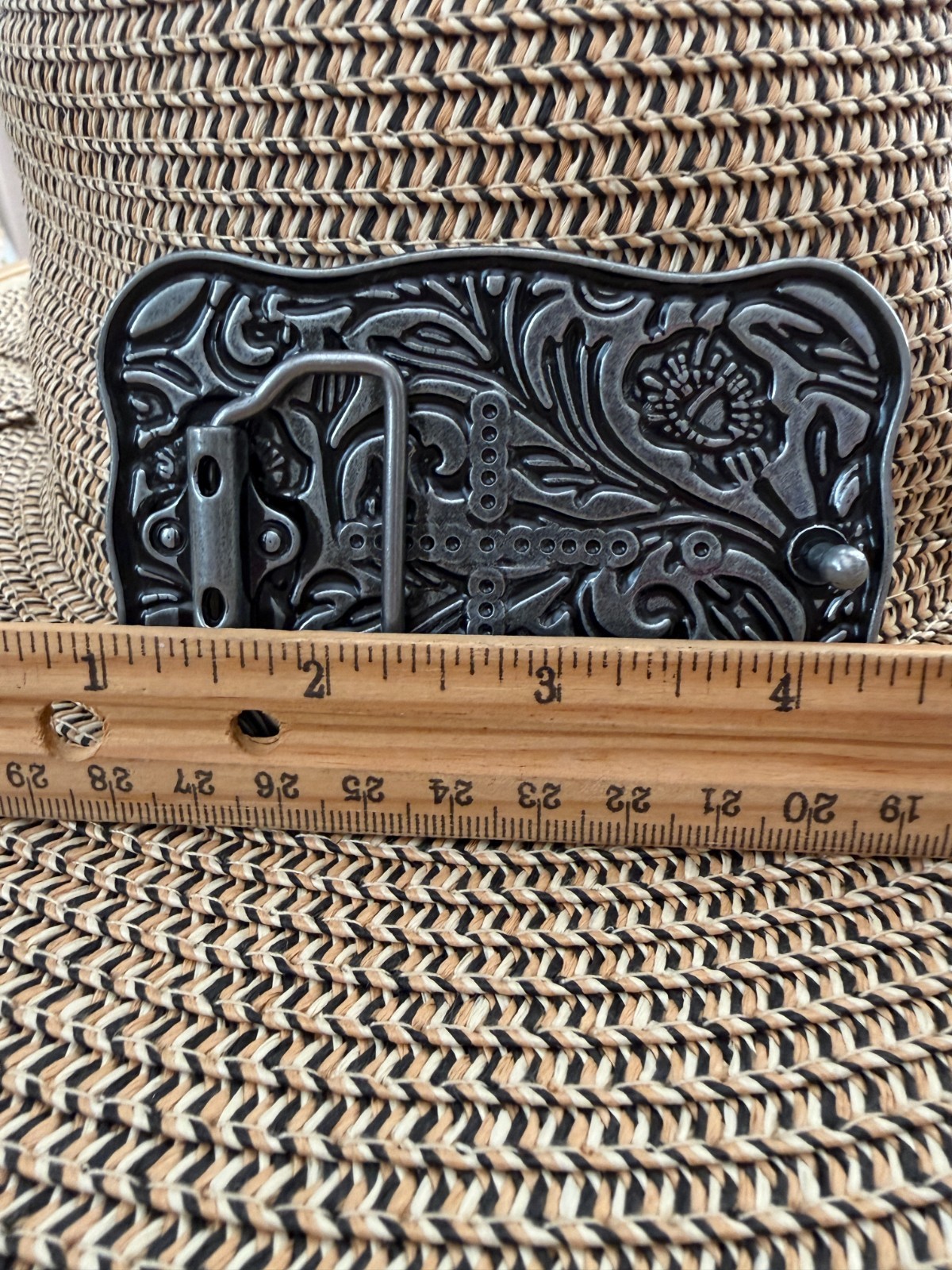 Antiqued Silver Classic Rectangle Flower with Vine Belt Buckle