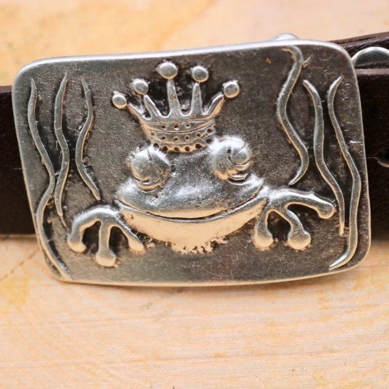 Antique Silver Frog King Crown Fairytale Belt Buckle