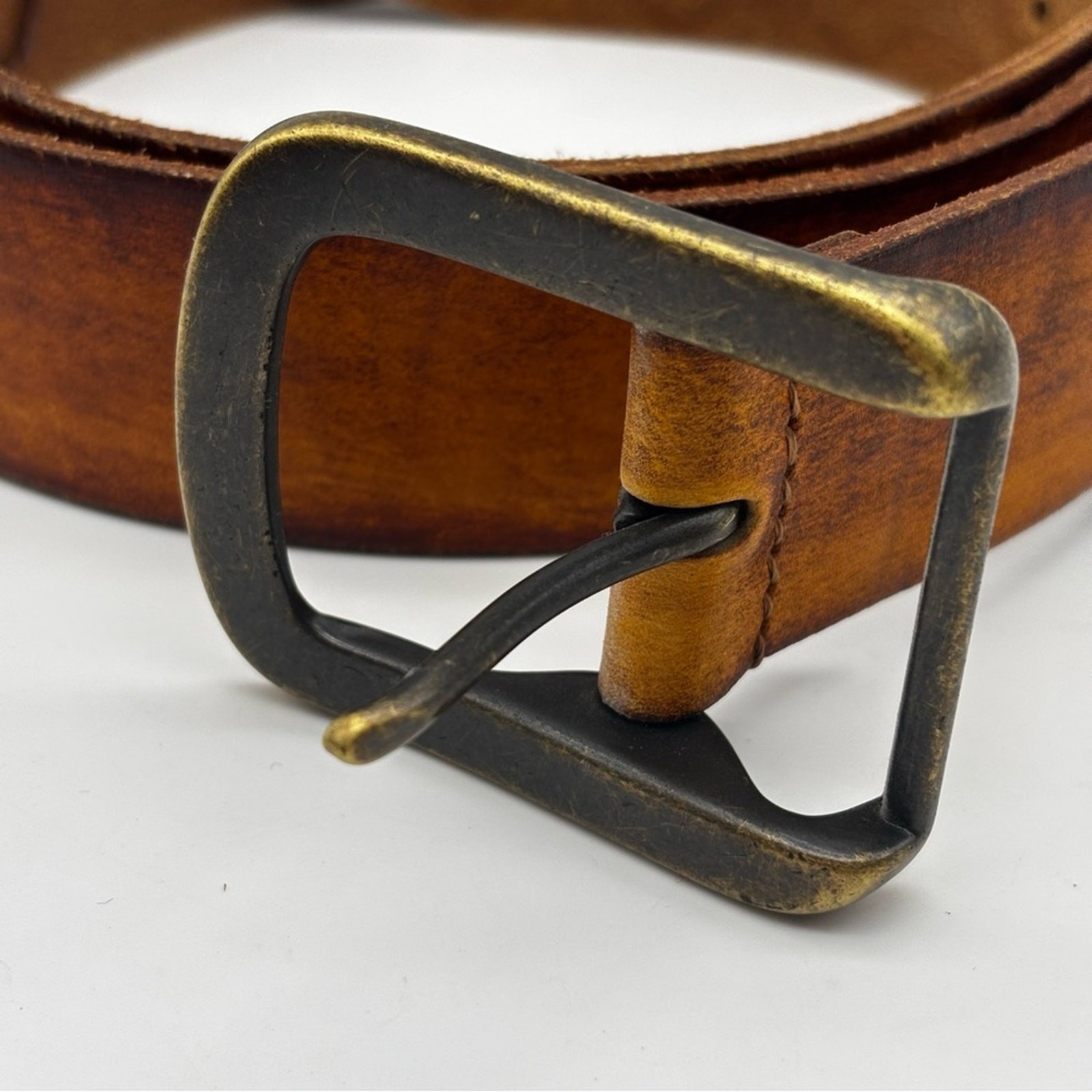 Levi’s Men’s Tooled and Braided Stitched Brown Leather Belt Western Hippy