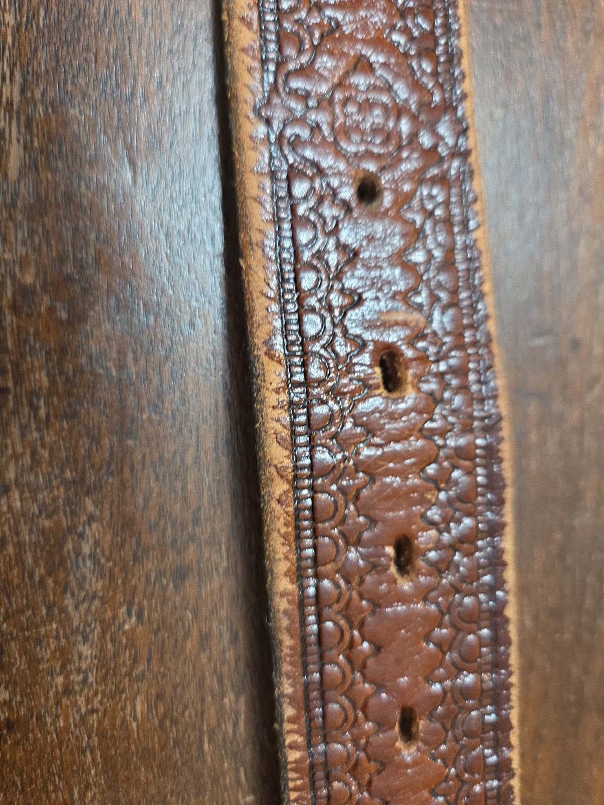 Belt C+ J Inc Pewter Buckle With Deer In Woods Belt Brown Tooled Leather 46