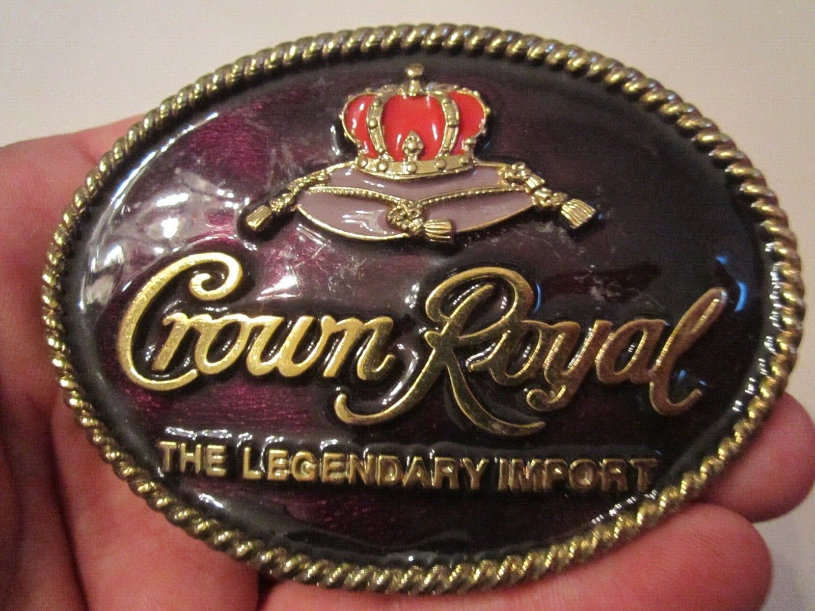 CROWN ROYAL LIQUOR BELT BUCKLE – HEAVY – GW-16