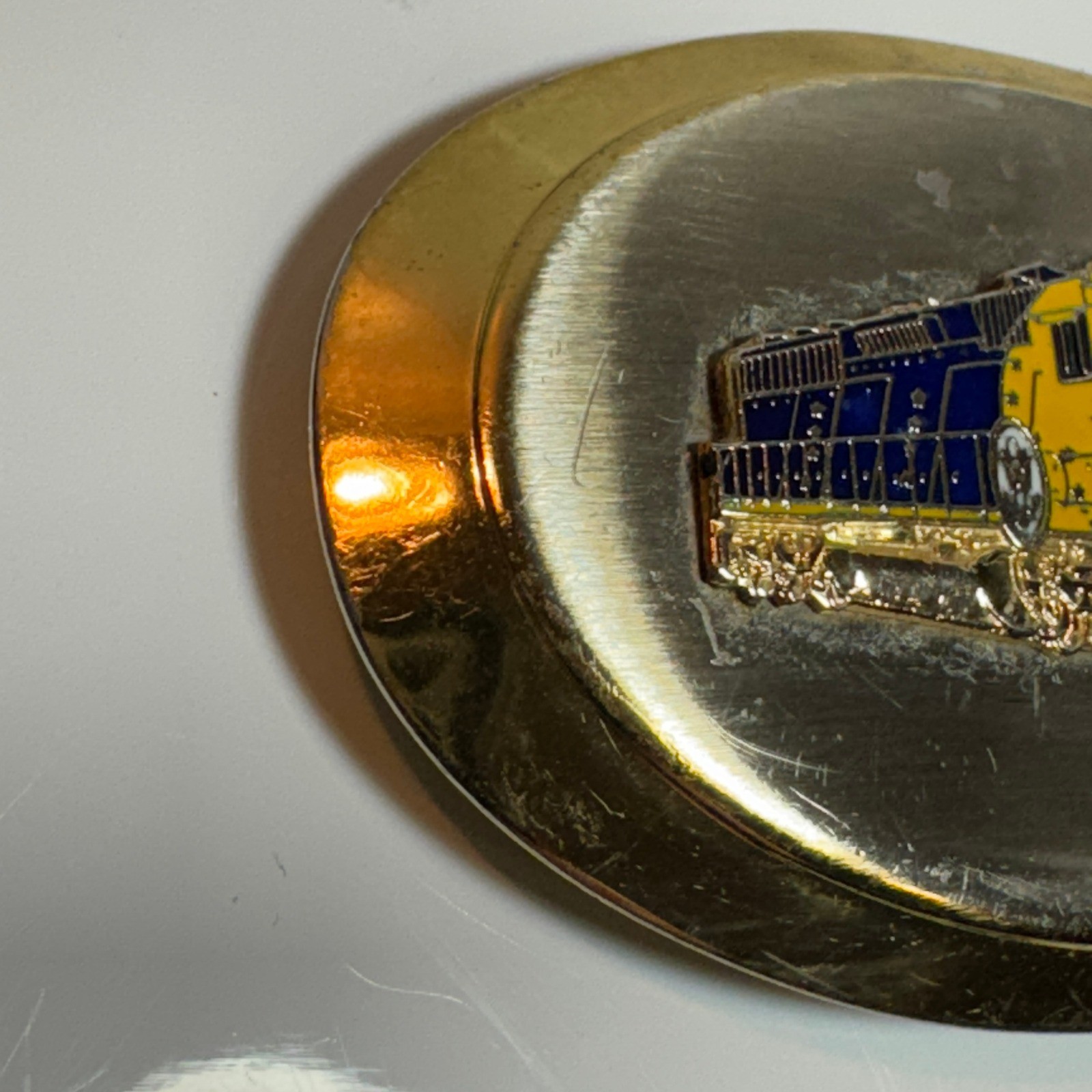 Gold Tone Oval Belt Buckle Die Cast Train Locomotive Yellow Blue