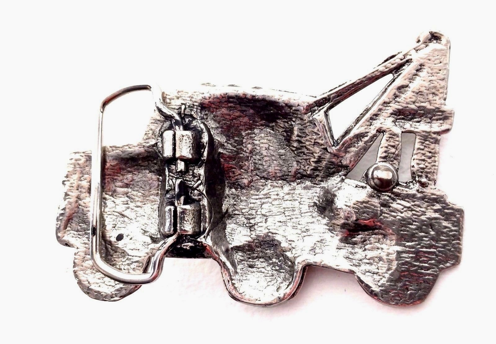vintage belt buckle silver tow truck 3 7/8&Prime; W x 2 1/2&Prime; H x 1/2&Prime; D
