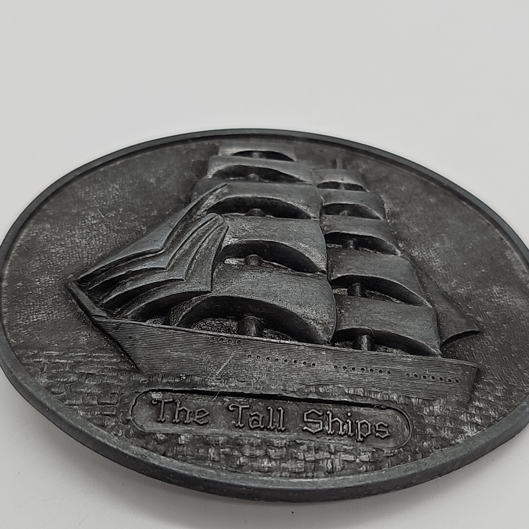 Vintage, THE TALL SHIPS Belt Buckle ( Sail Boats ) Pewter ?