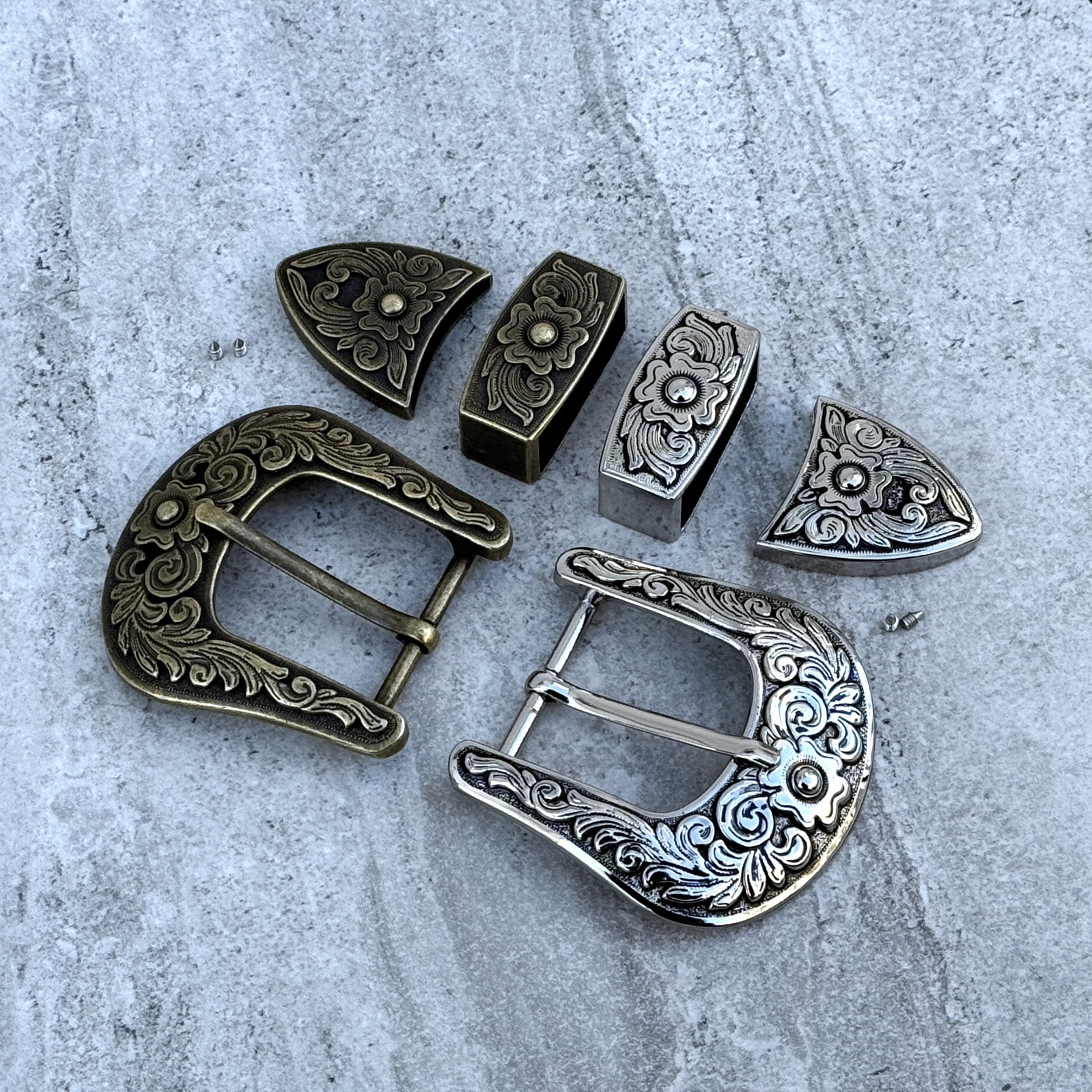 Western 3-Piece Belt Buckle Set Floral Engraved Silver Bronze Cowboy Rodeo Style
