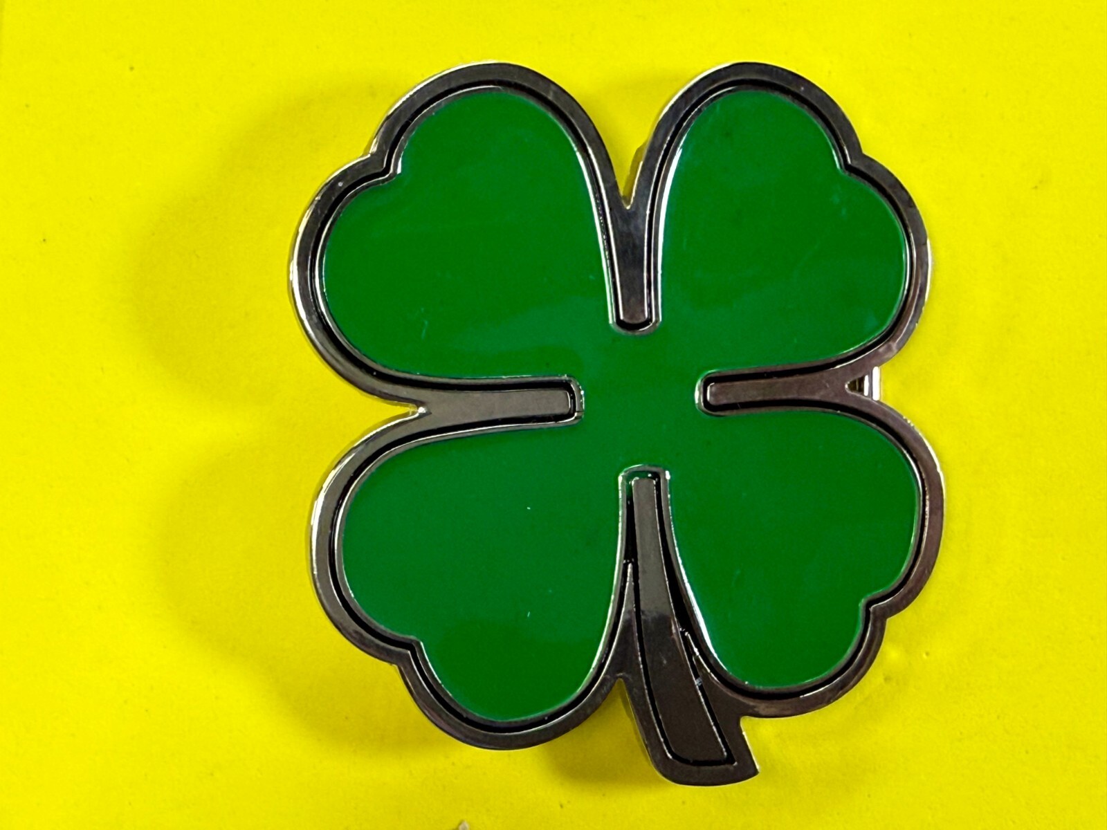 Lucky 4 Leaf Clover Irish St Patrick&rsquo;s Day Shamrock Green Enameled Belt Buckle