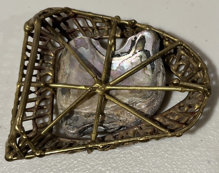 Men&rsquo;s Ornate Handcrafted Belt Buckle W/ Large Abalone Insert, Gold Tone, UNIQUE!